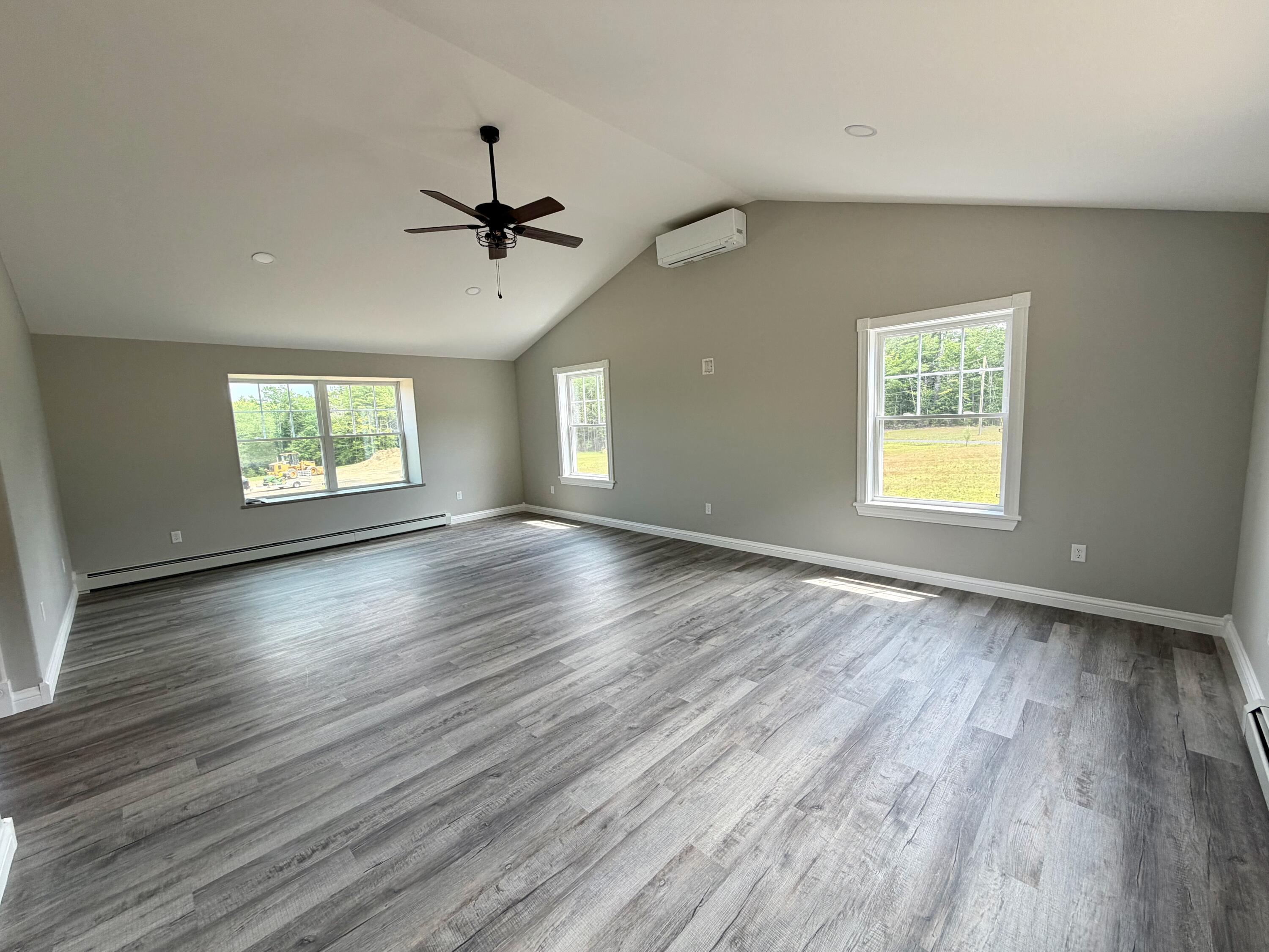 2 Roger's Way Property Photo 16