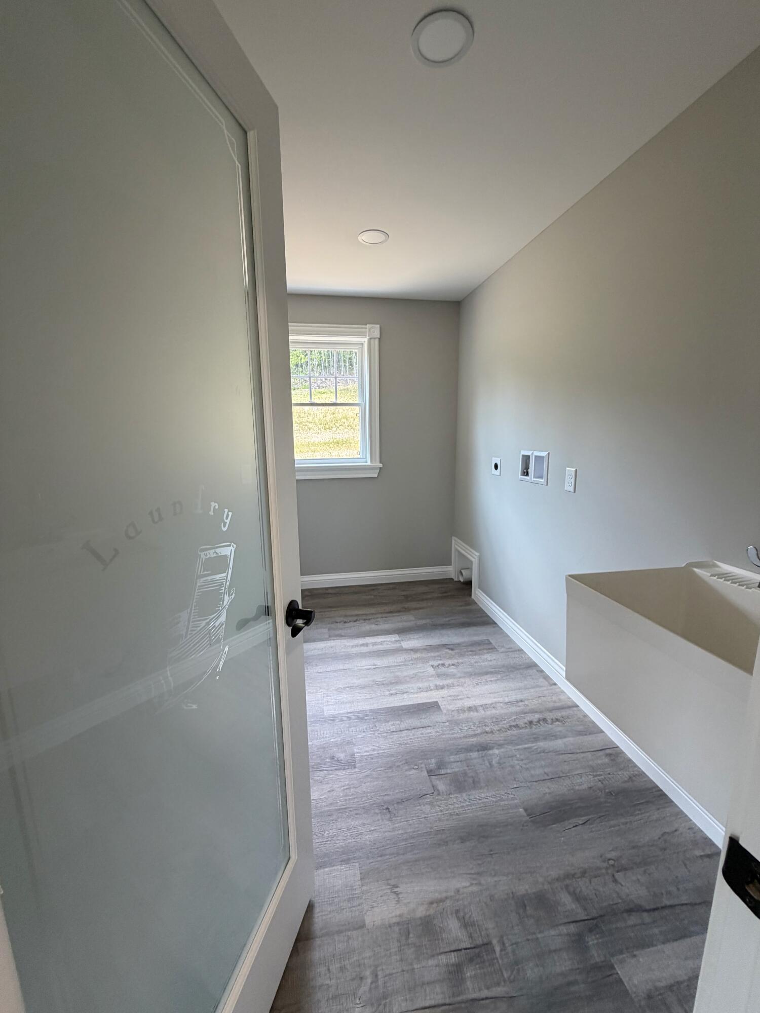 2 Roger's Way Property Photo 20