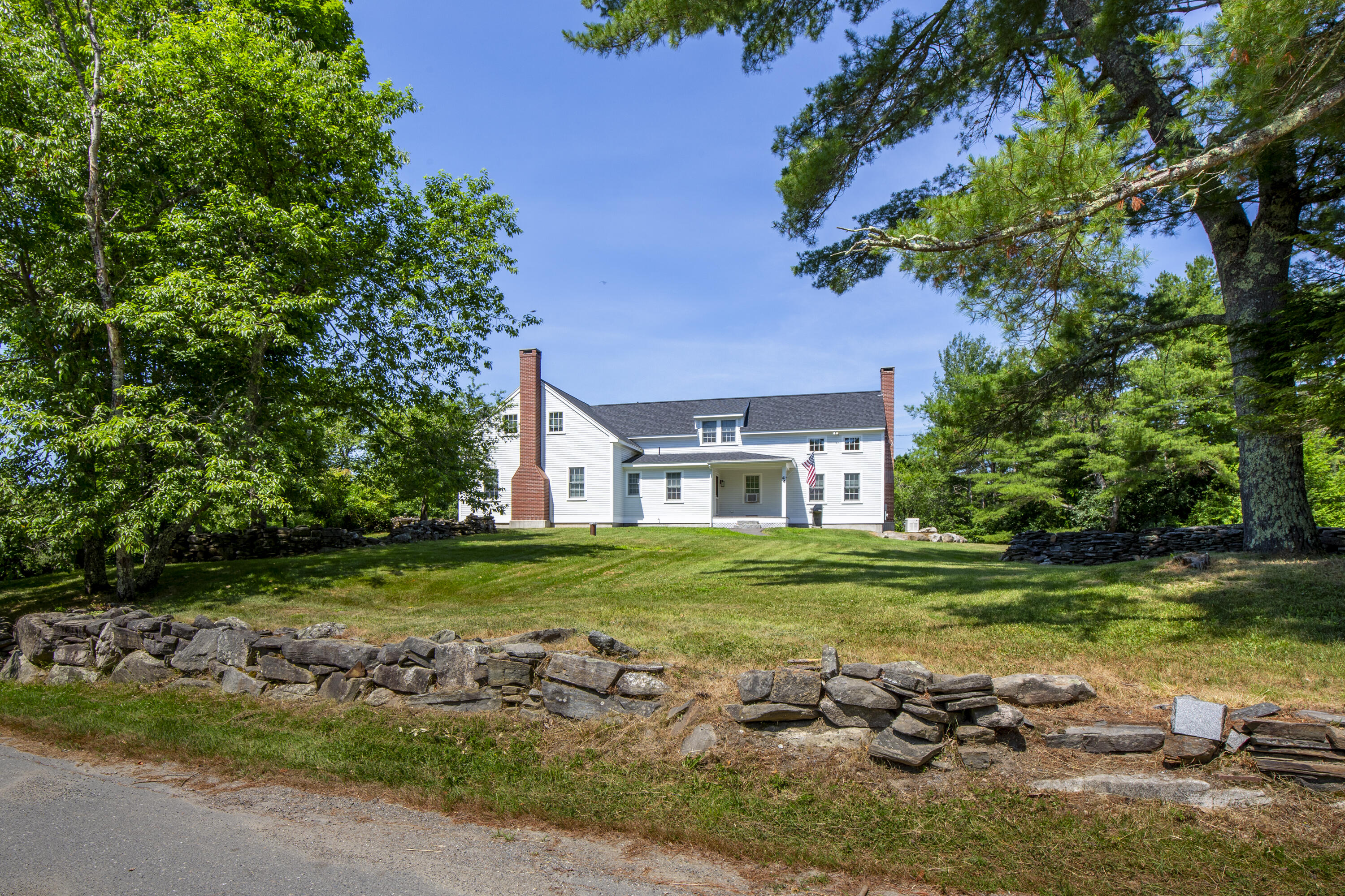 44 Indian Trail Road Property Photo 1