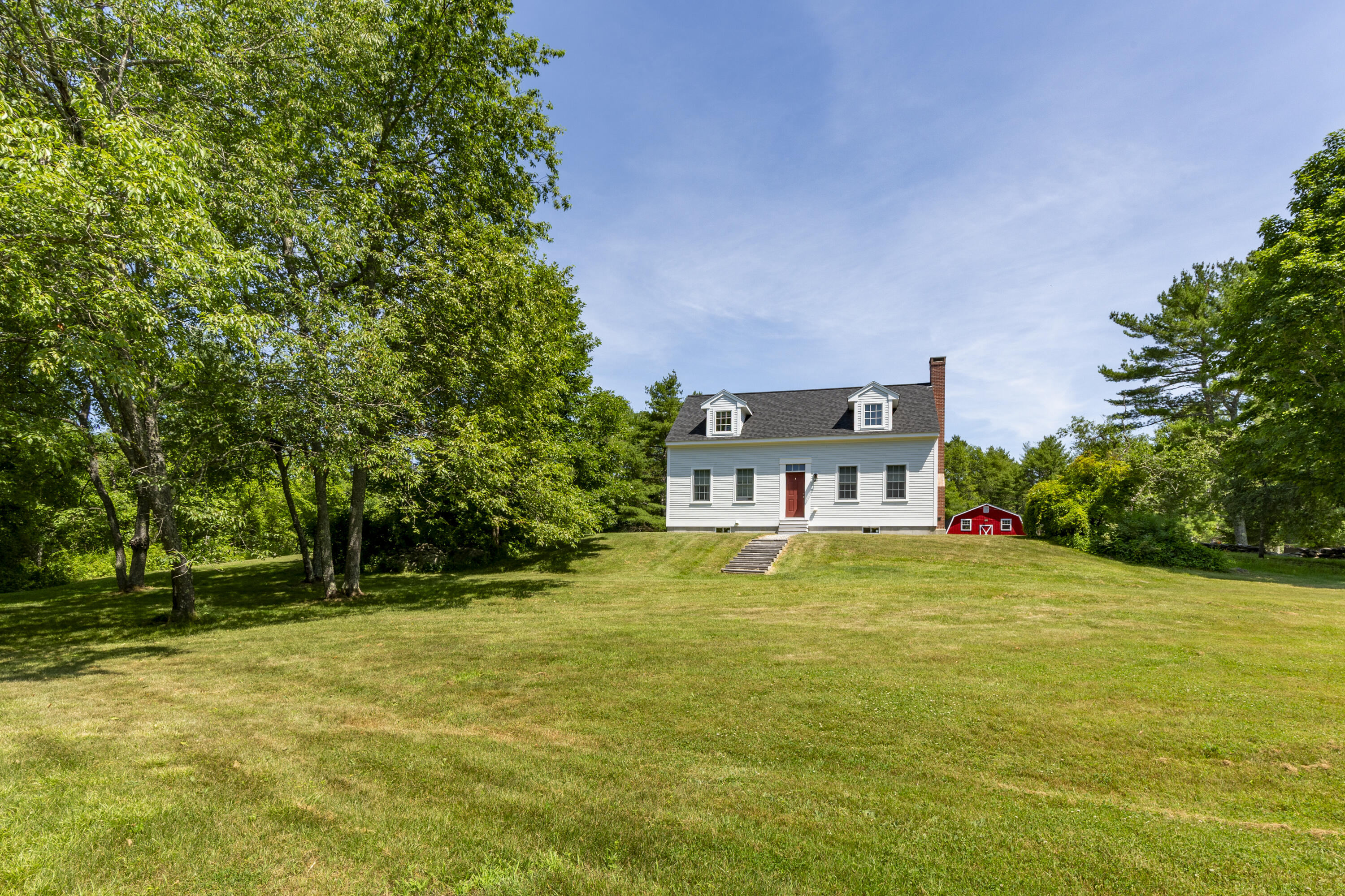 44 Indian Trail Road Property Photo 4