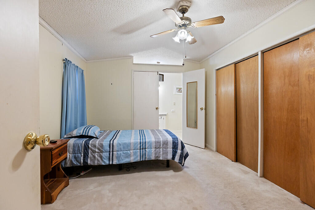 275 Langdon Road Property Photo 3