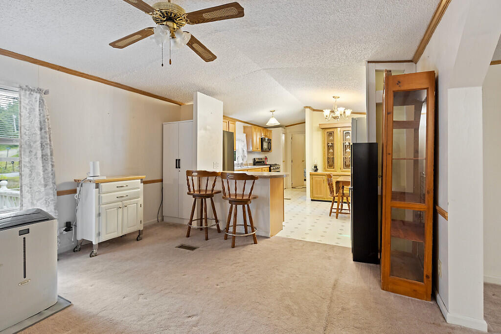 275 Langdon Road Property Photo 12