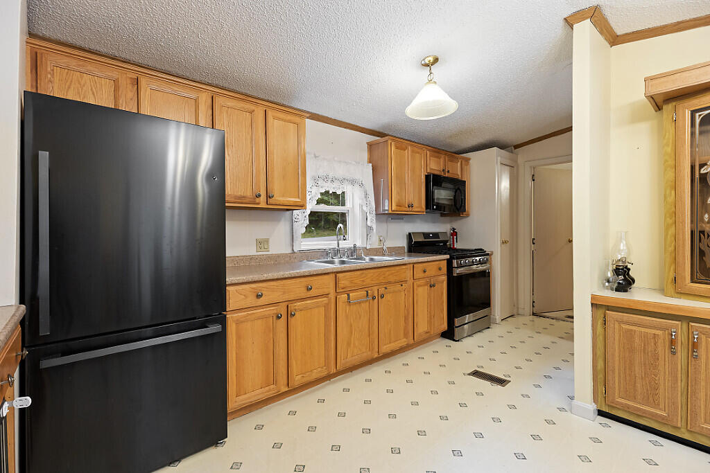 275 Langdon Road Property Photo 15