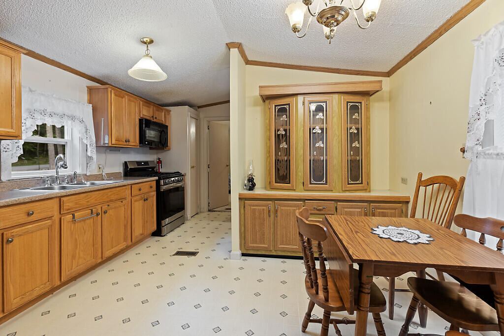 275 Langdon Road Property Photo 17