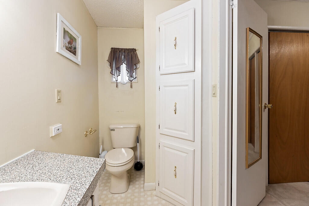 275 Langdon Road Property Photo 21