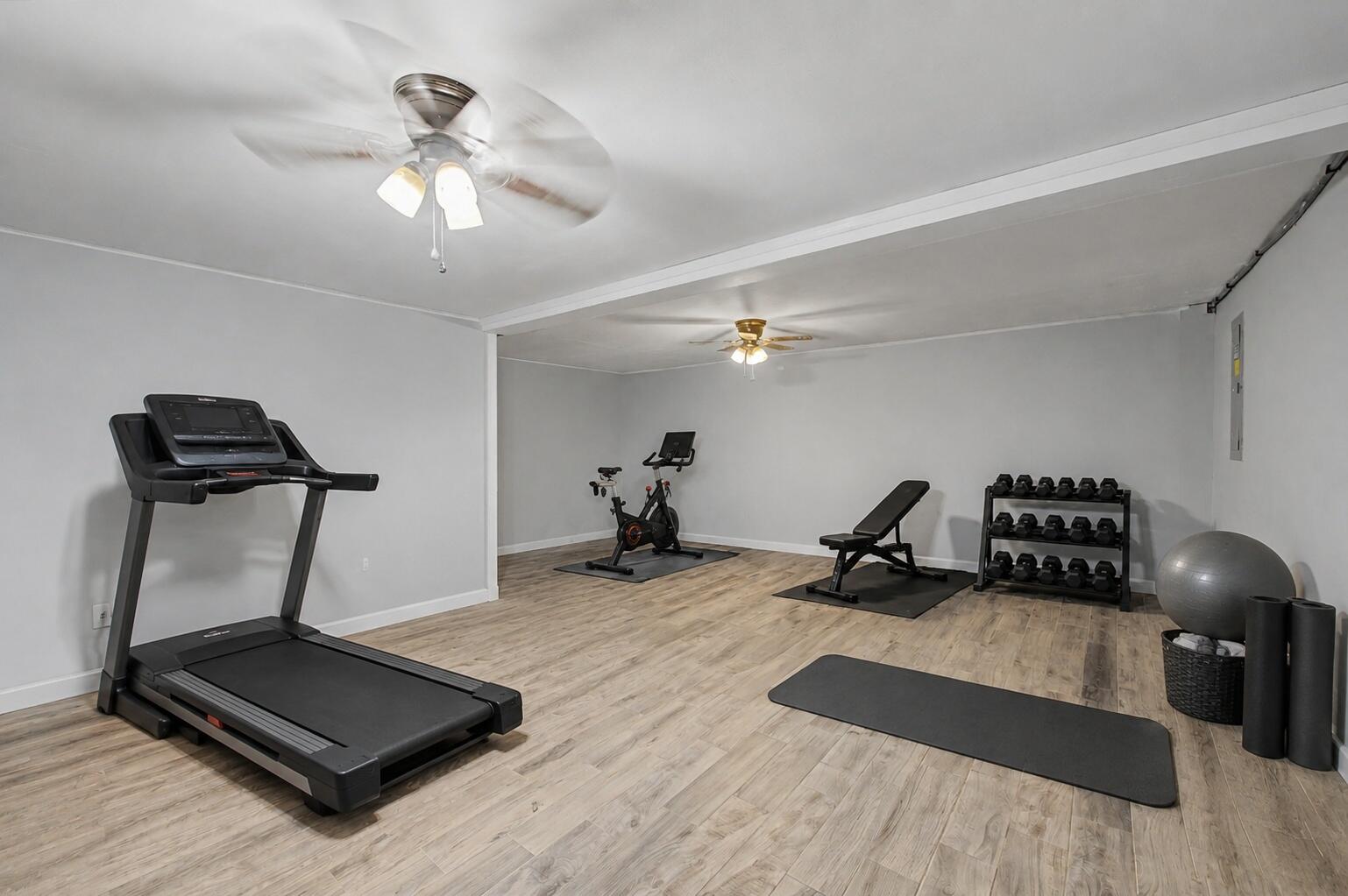 9 Monroe Drive Property Photo 37