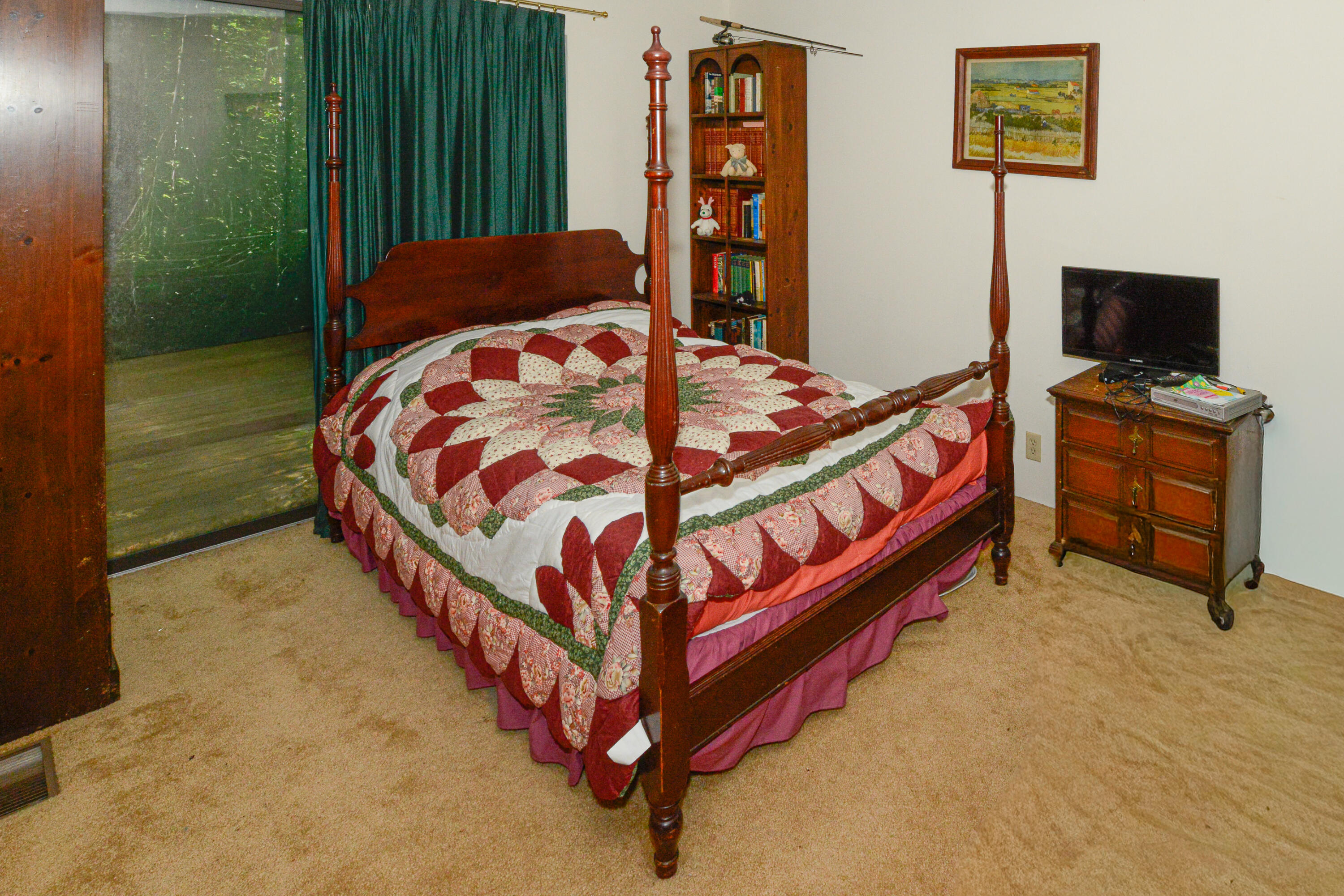 84 Kezars Ridge Property Photo 10
