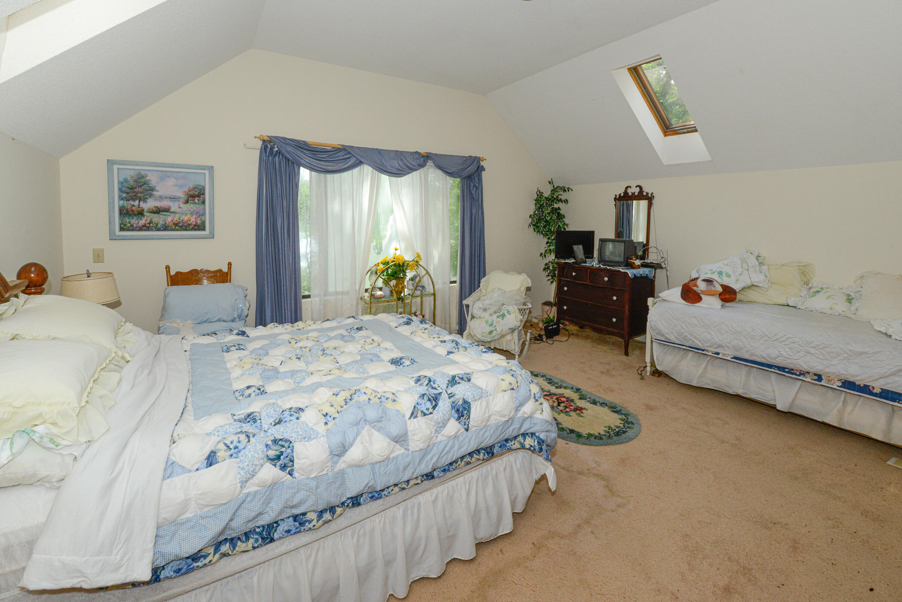 84 Kezars Ridge Property Photo 14