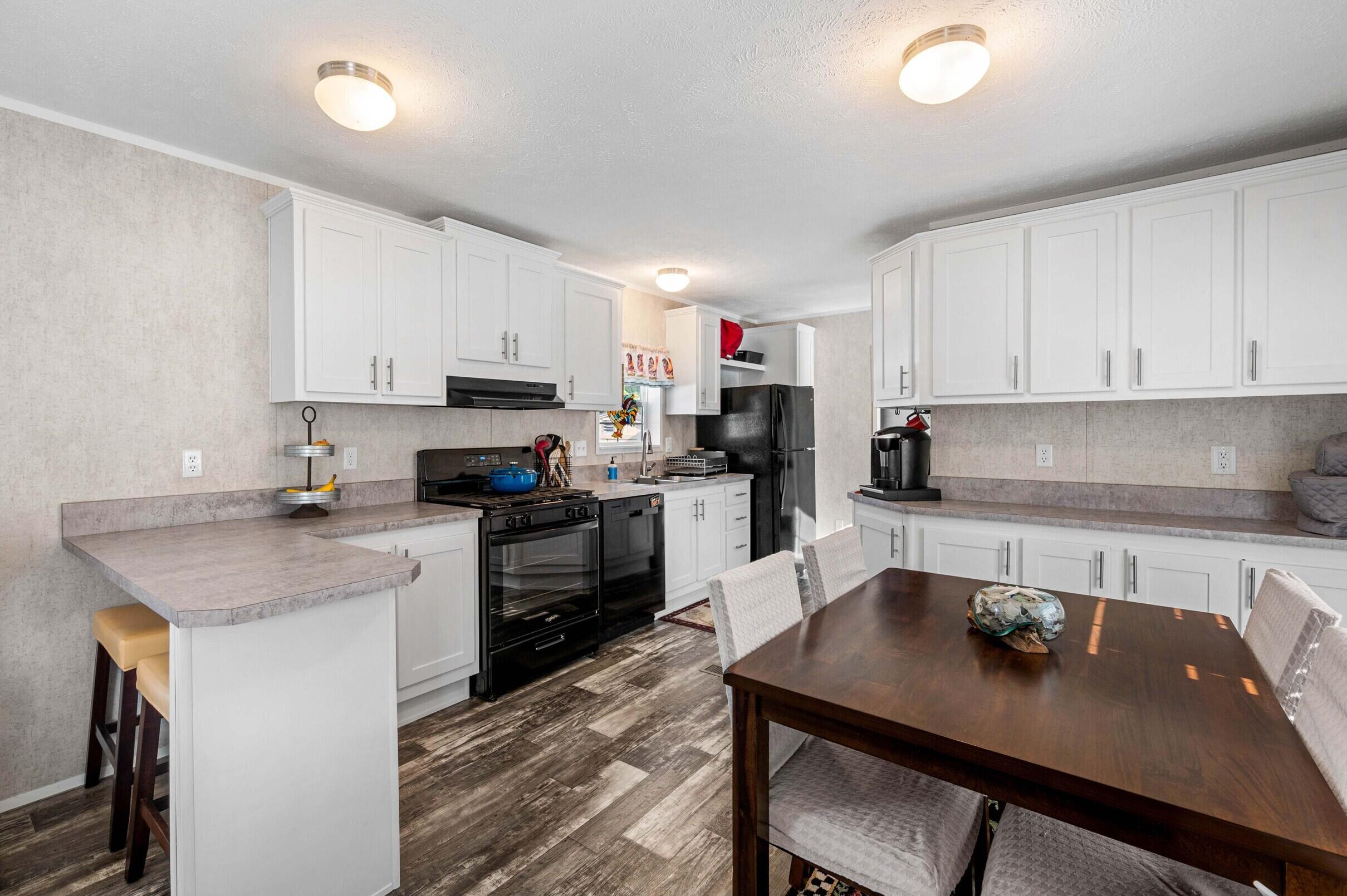 21 Purington Avenue Property Photo 6