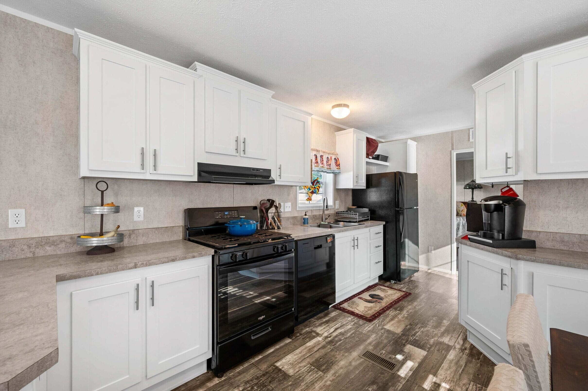 21 Purington Avenue Property Photo 7