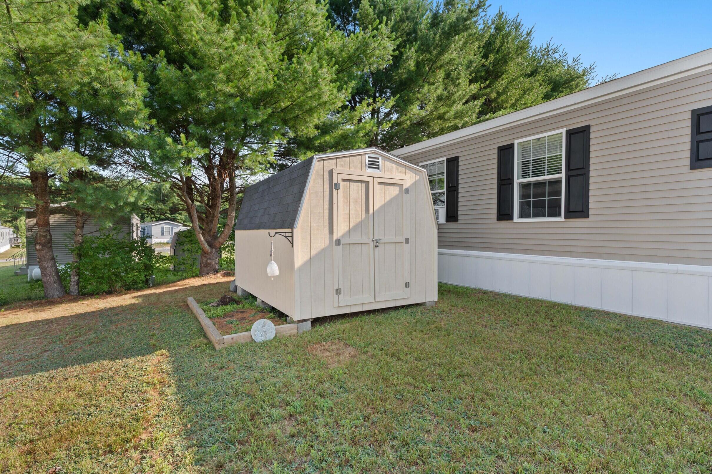 21 Purington Avenue Property Photo 19
