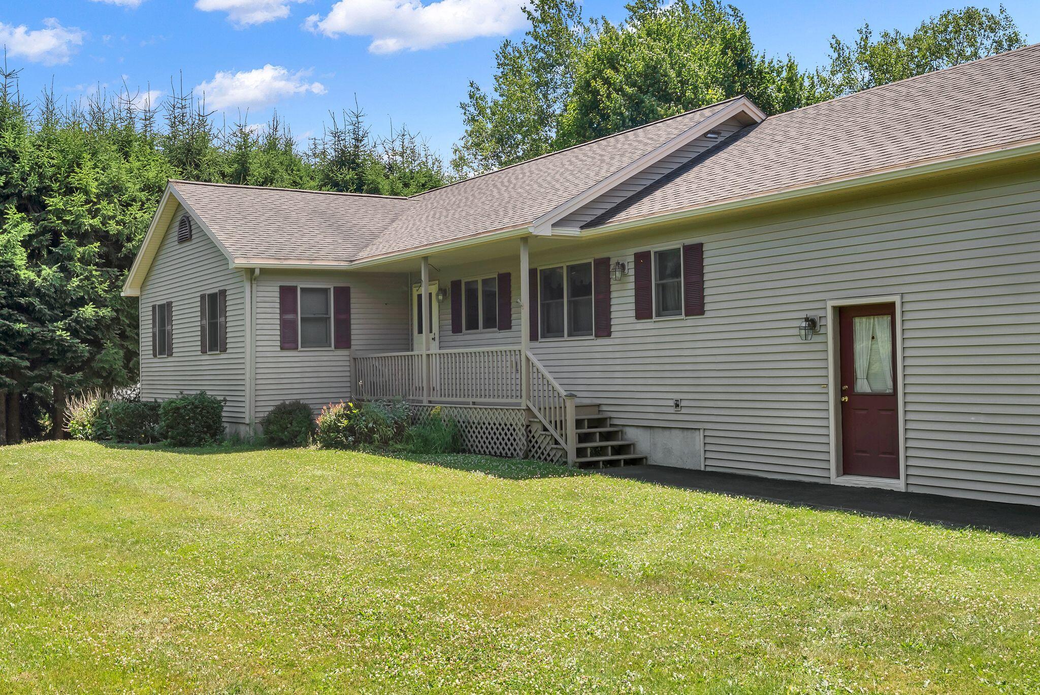9 Oak Run Property Photo 5