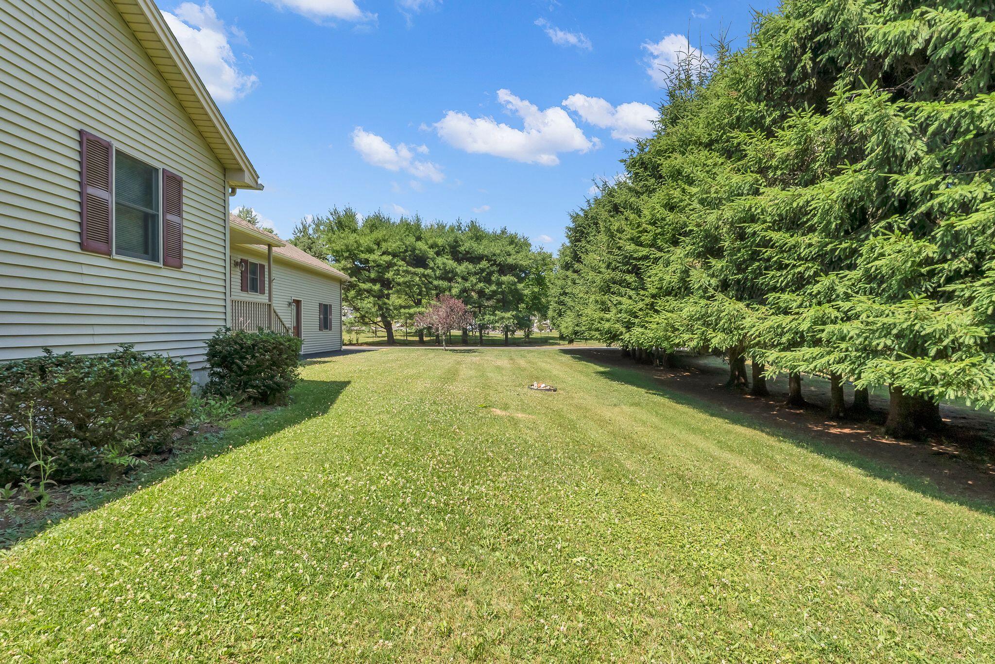 9 Oak Run Property Photo 15