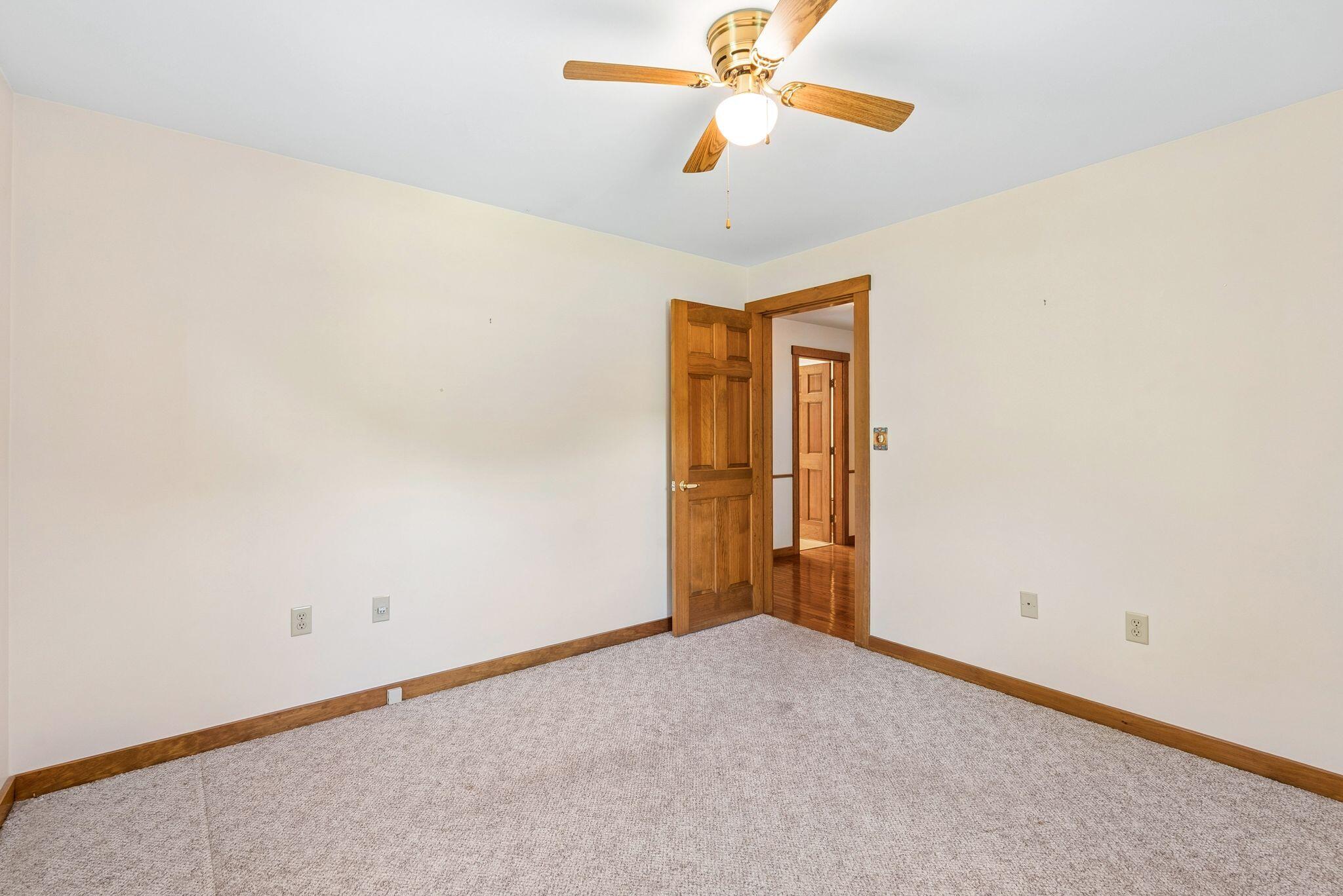 9 Oak Run Property Photo 42