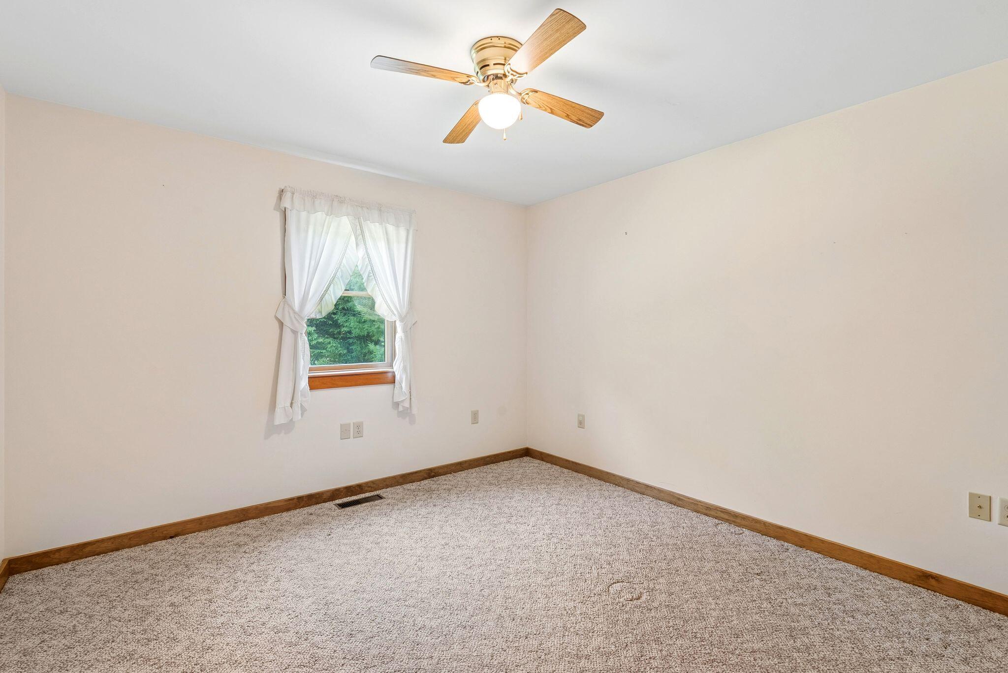 9 Oak Run Property Photo 43