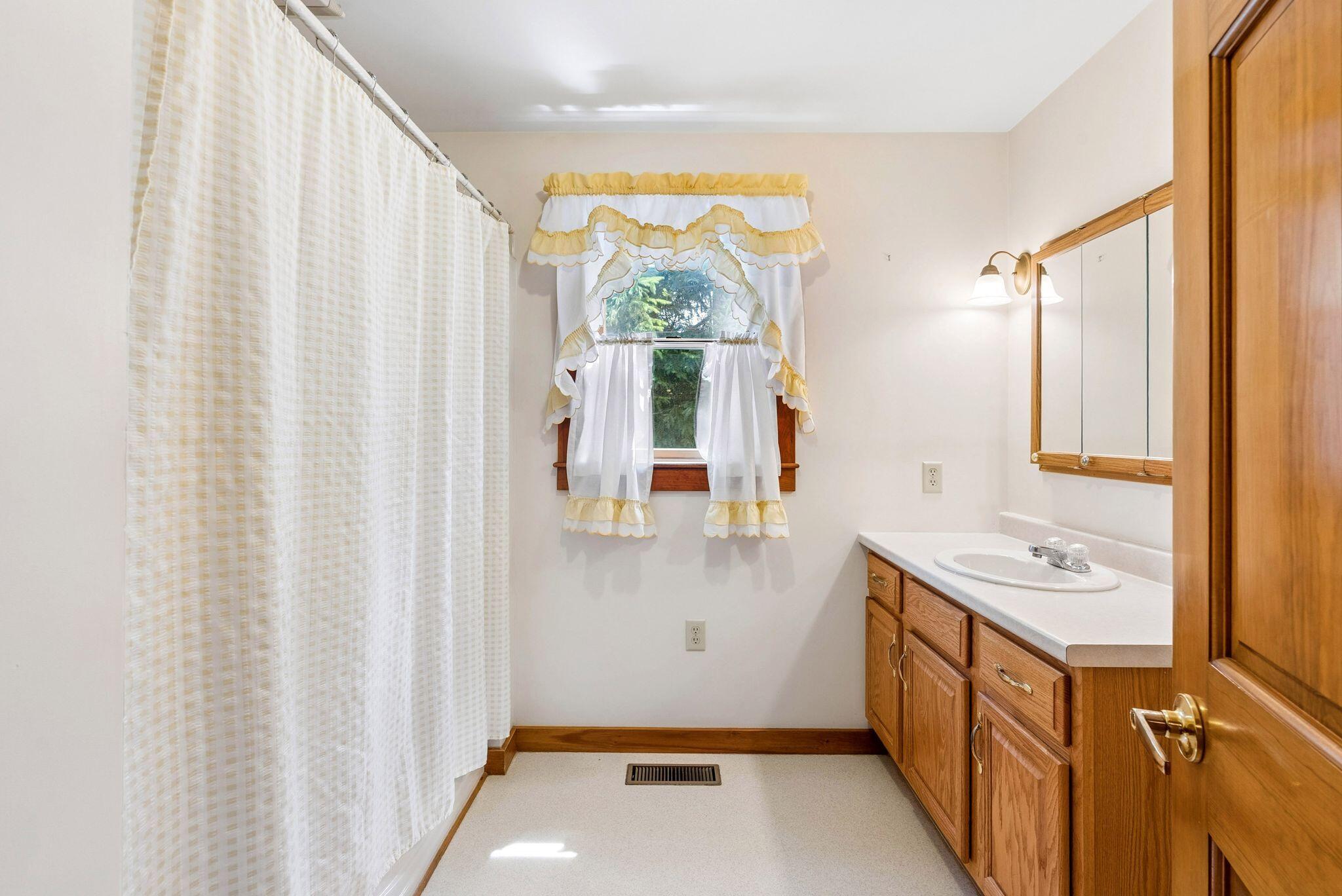 9 Oak Run Property Photo 45