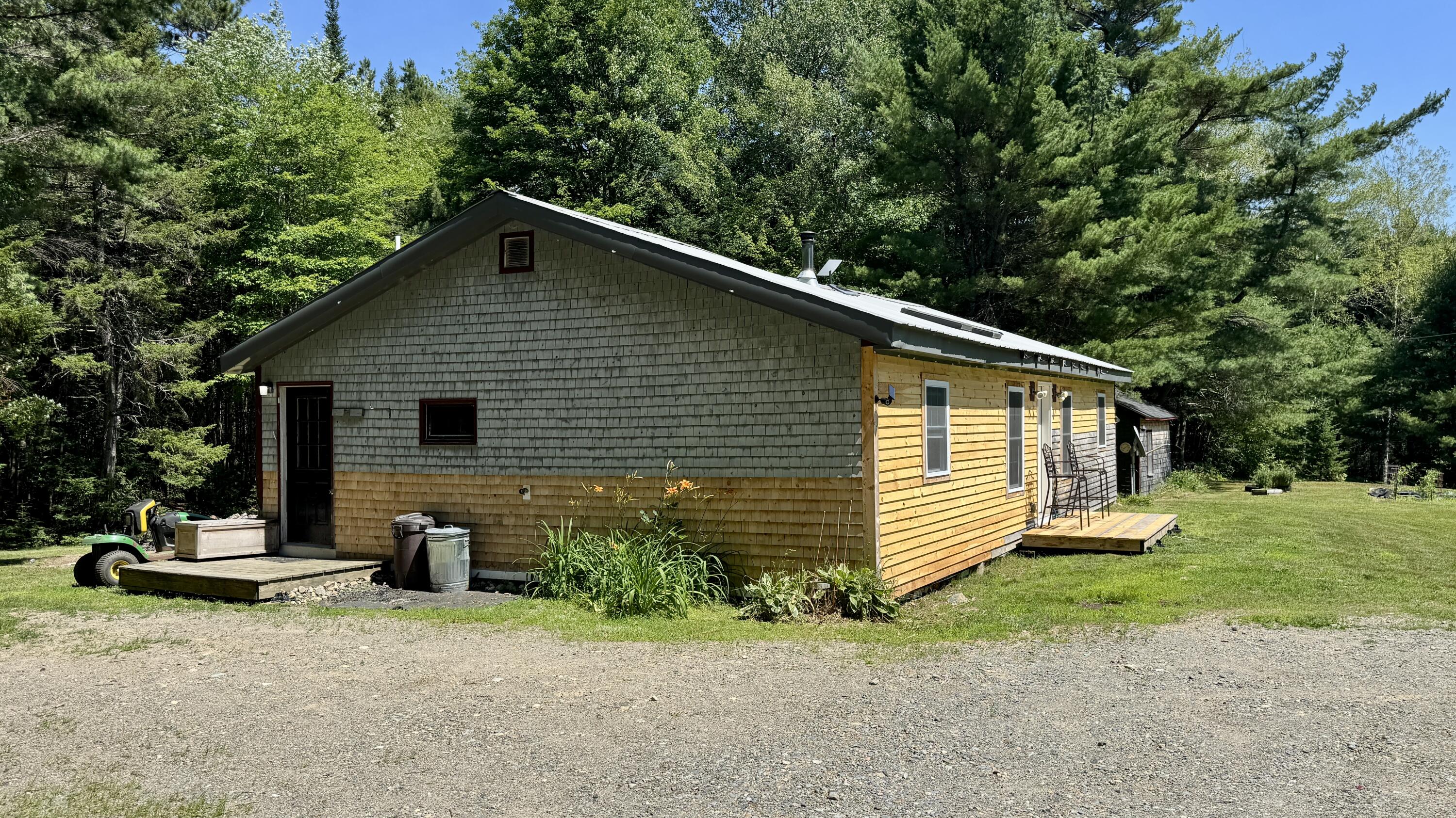 539 King Street Property Photo 3