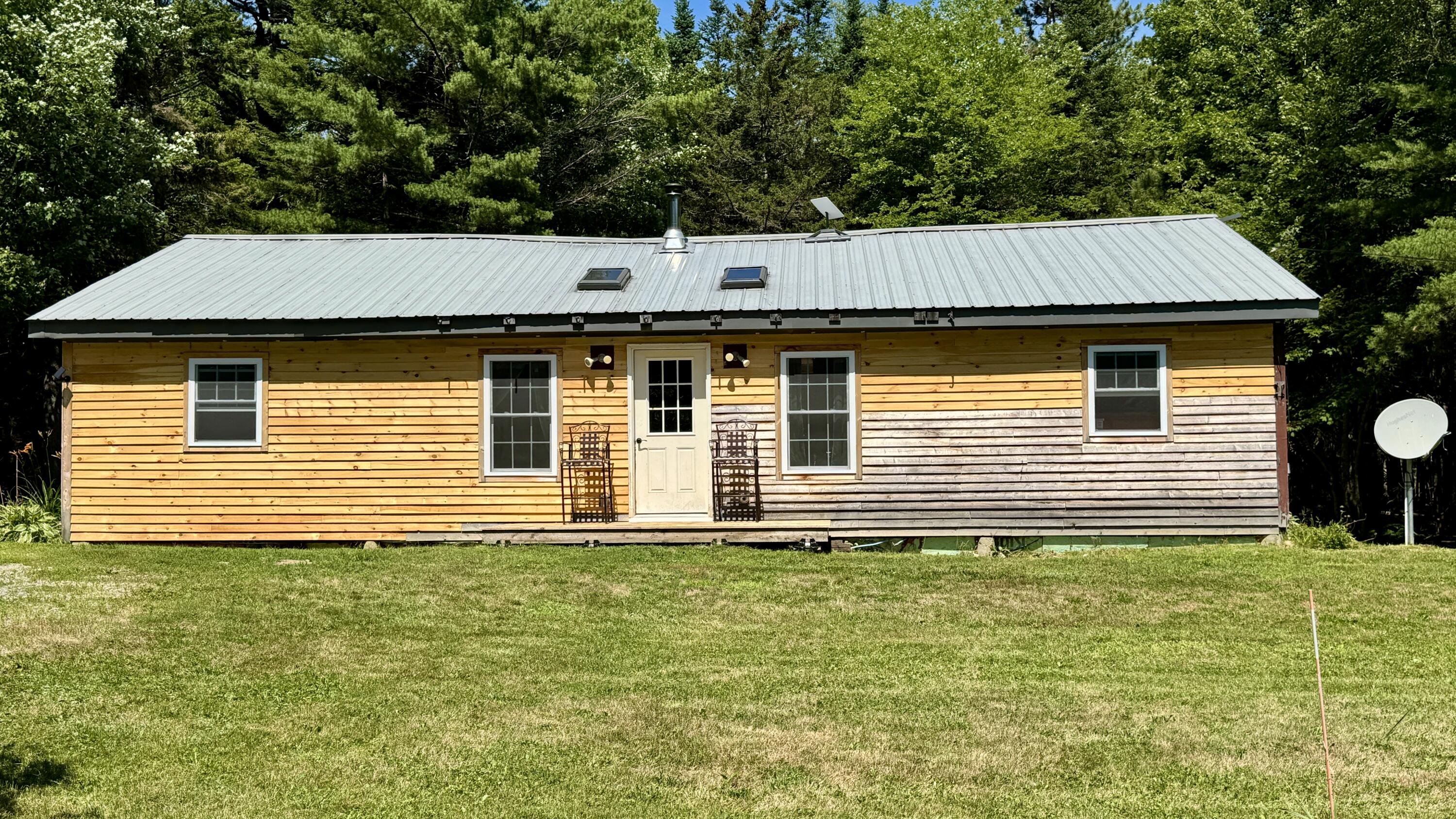 539 King Street Property Photo 11
