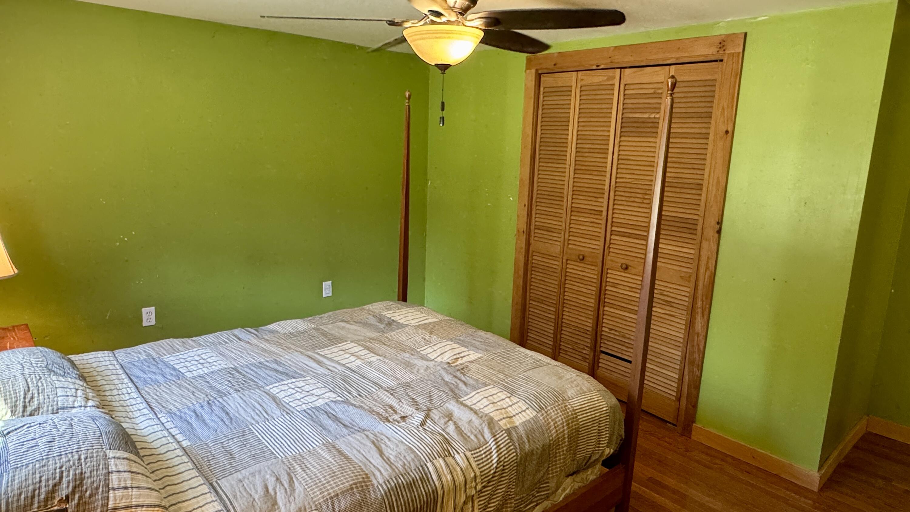 539 King Street Property Photo 34