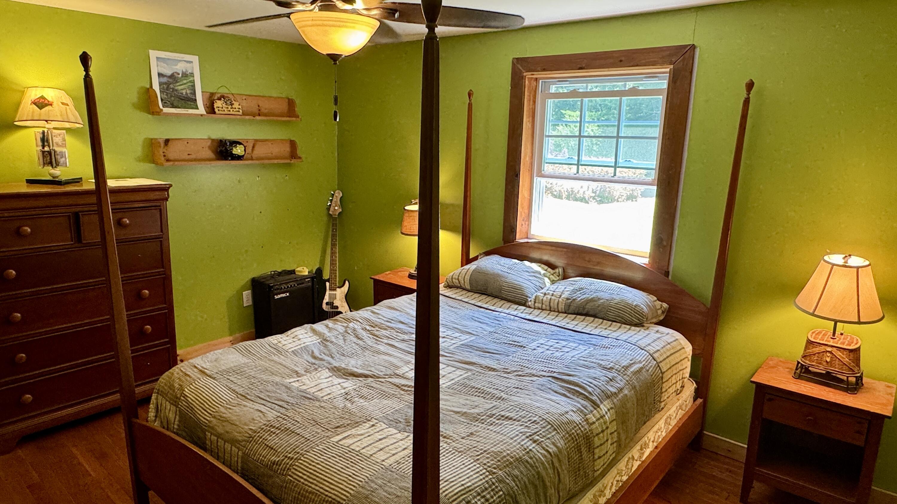 539 King Street Property Photo 35