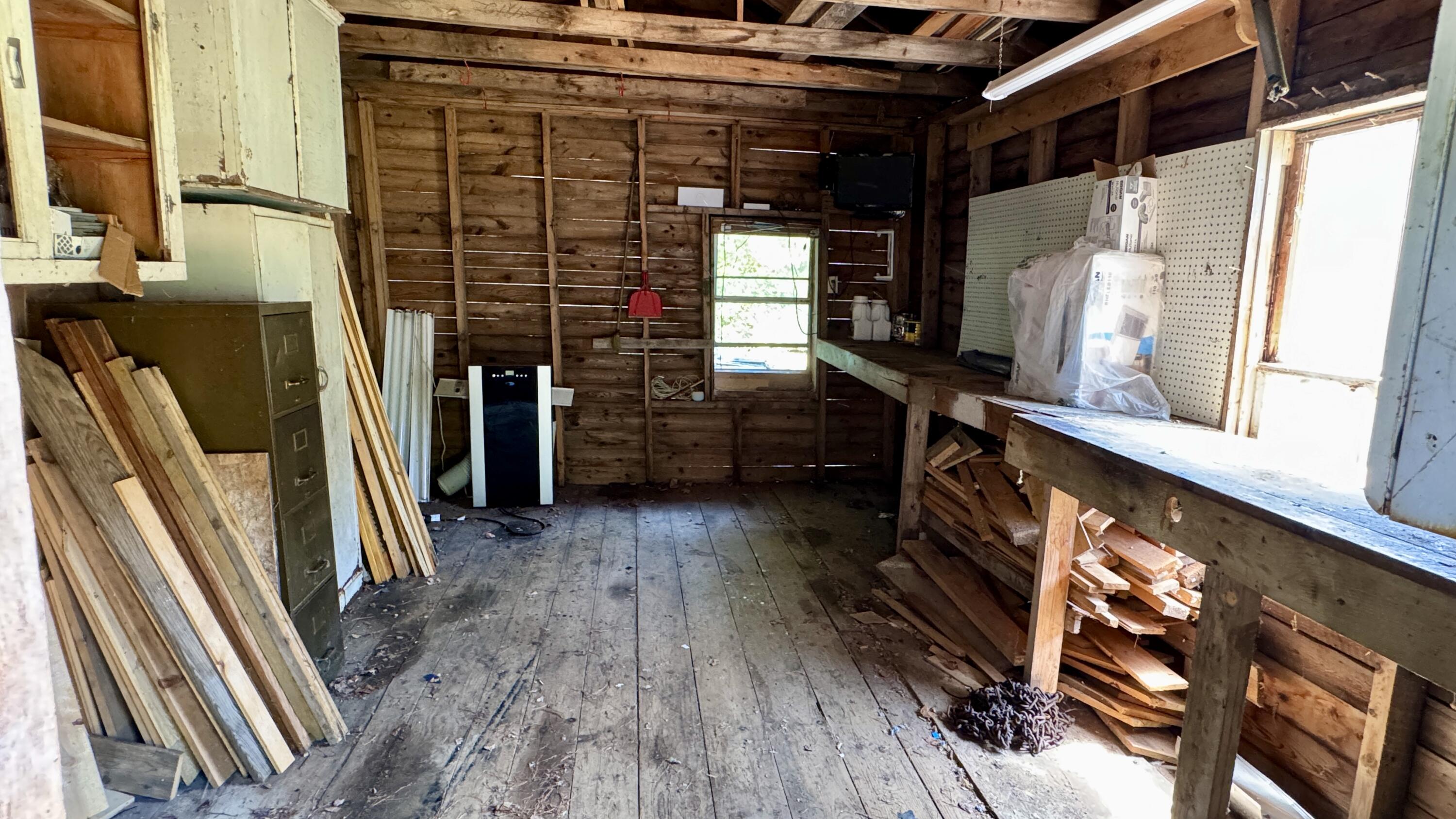 539 King Street Property Photo 48