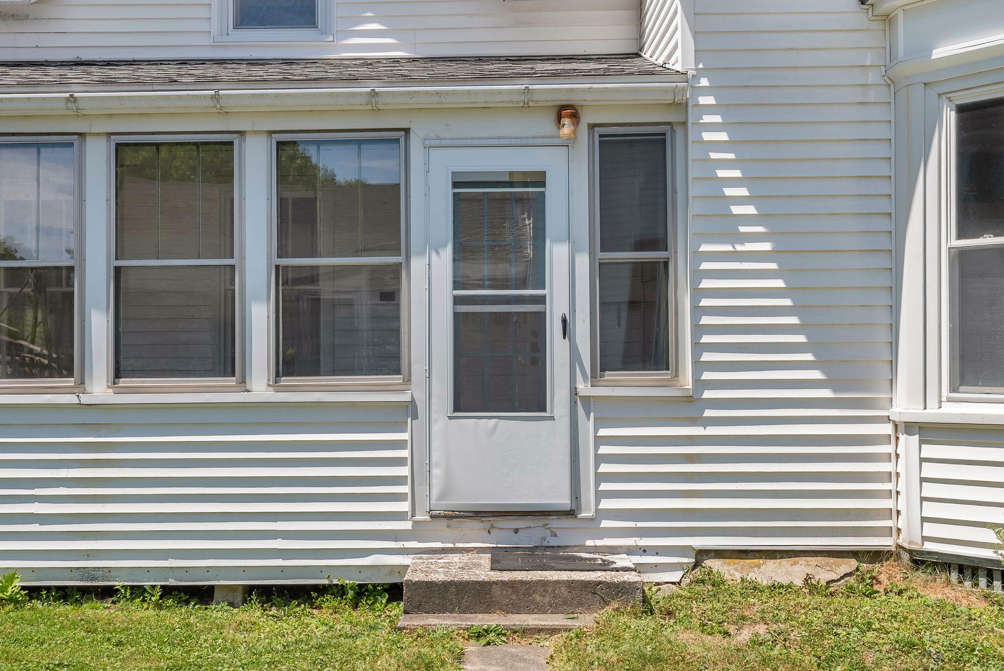 60 Willow Street Property Photo 6