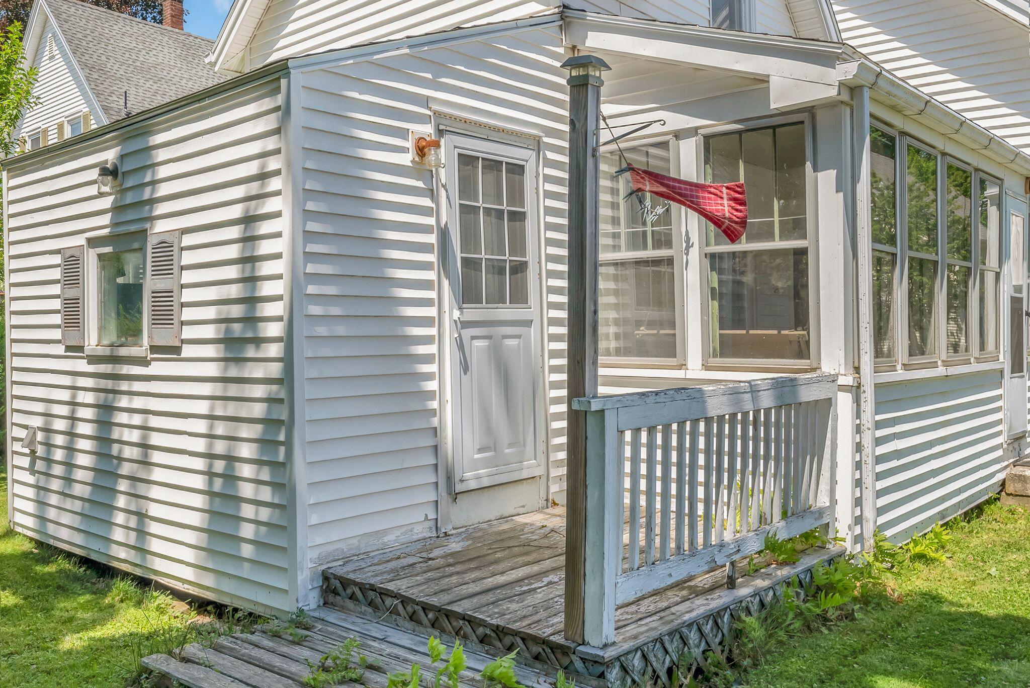 60 Willow Street Property Photo 10