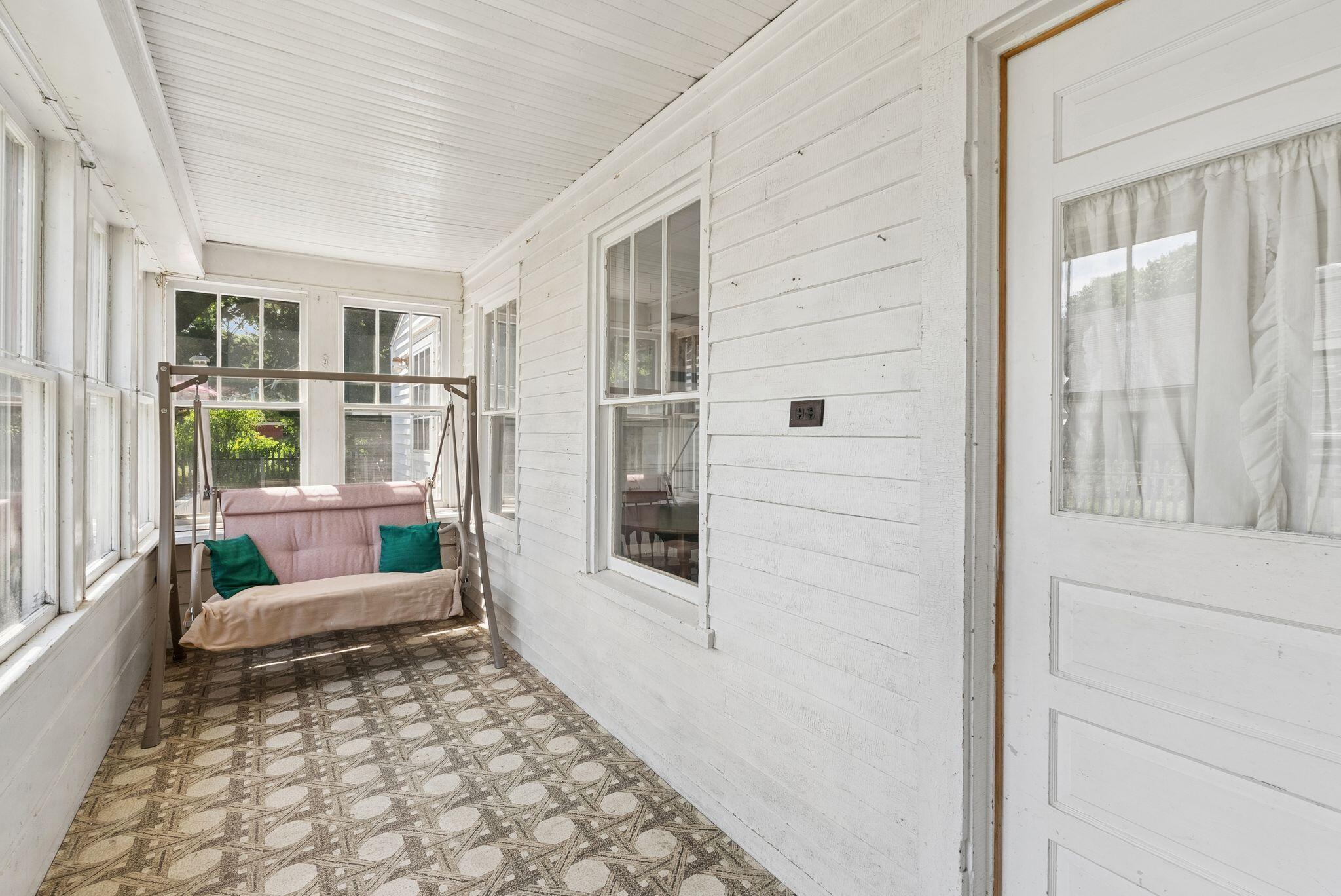 60 Willow Street Property Photo 23