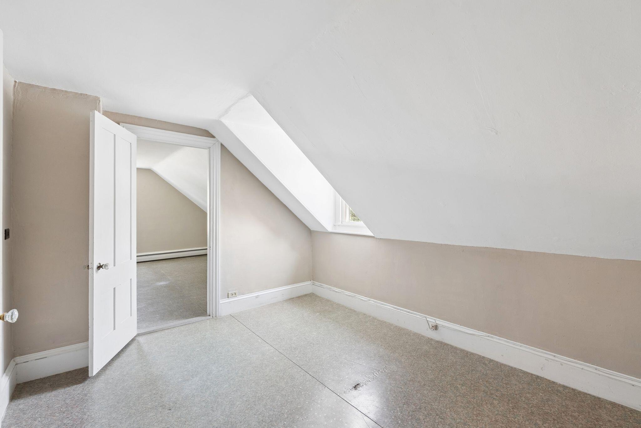 60 Willow Street Property Photo 46
