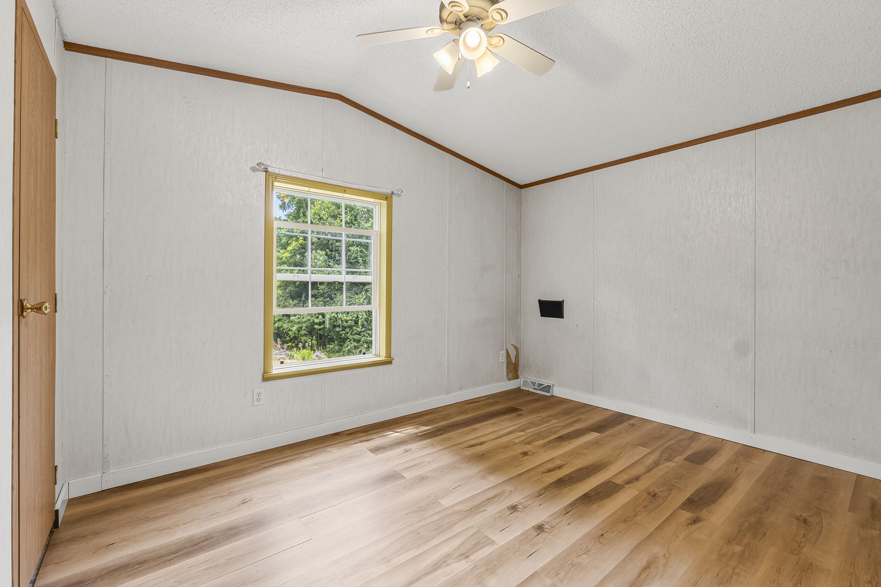 263 Shaw Hill Road Property Photo 28