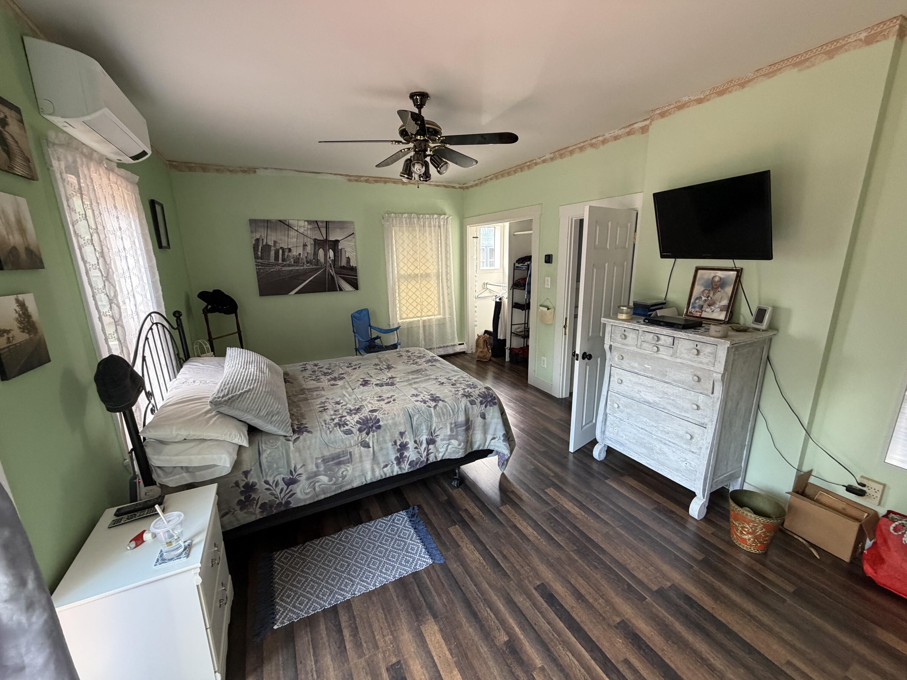 11 Vaughn Street Property Photo 22