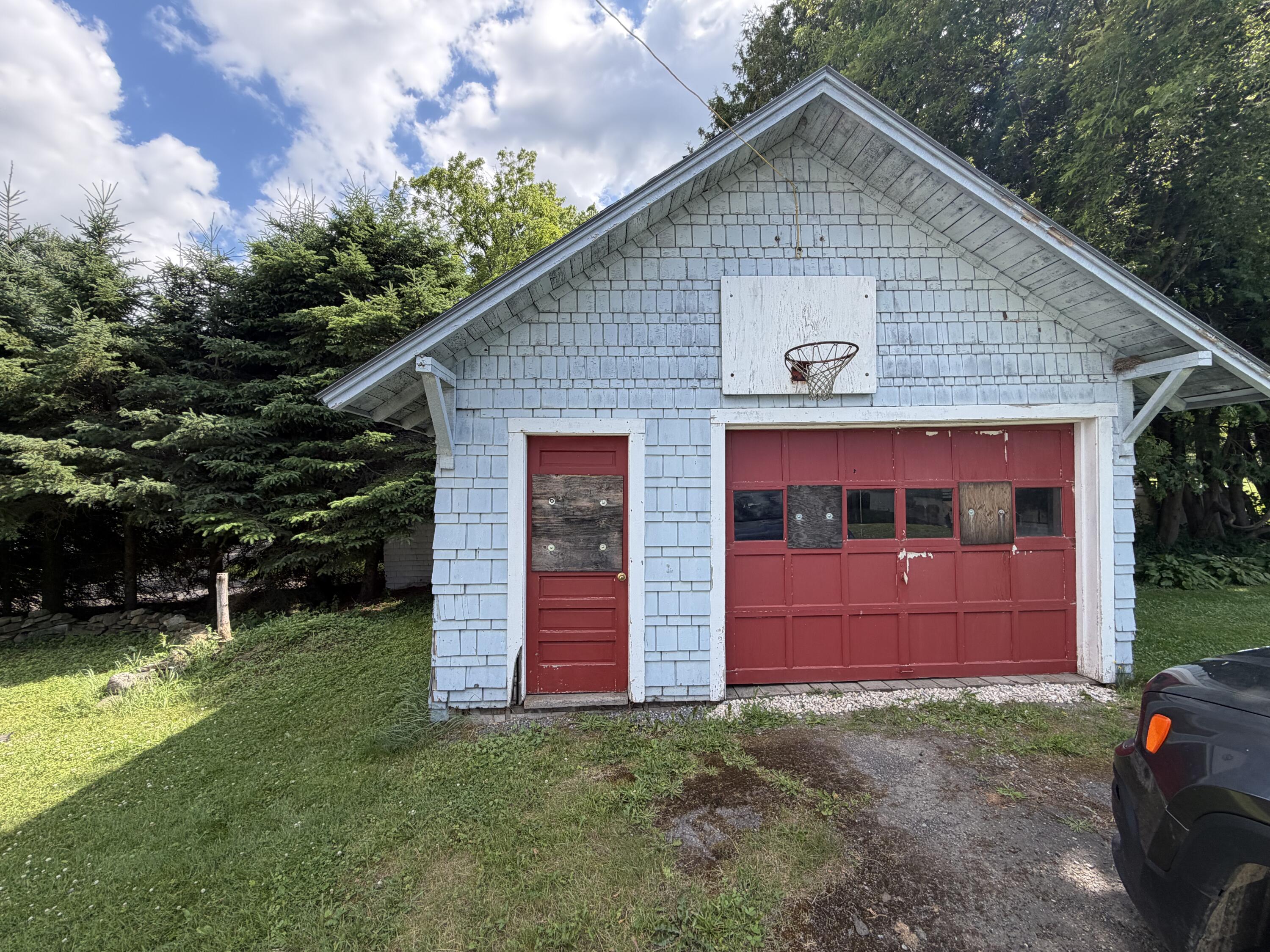 11 Vaughn Street Property Photo 35