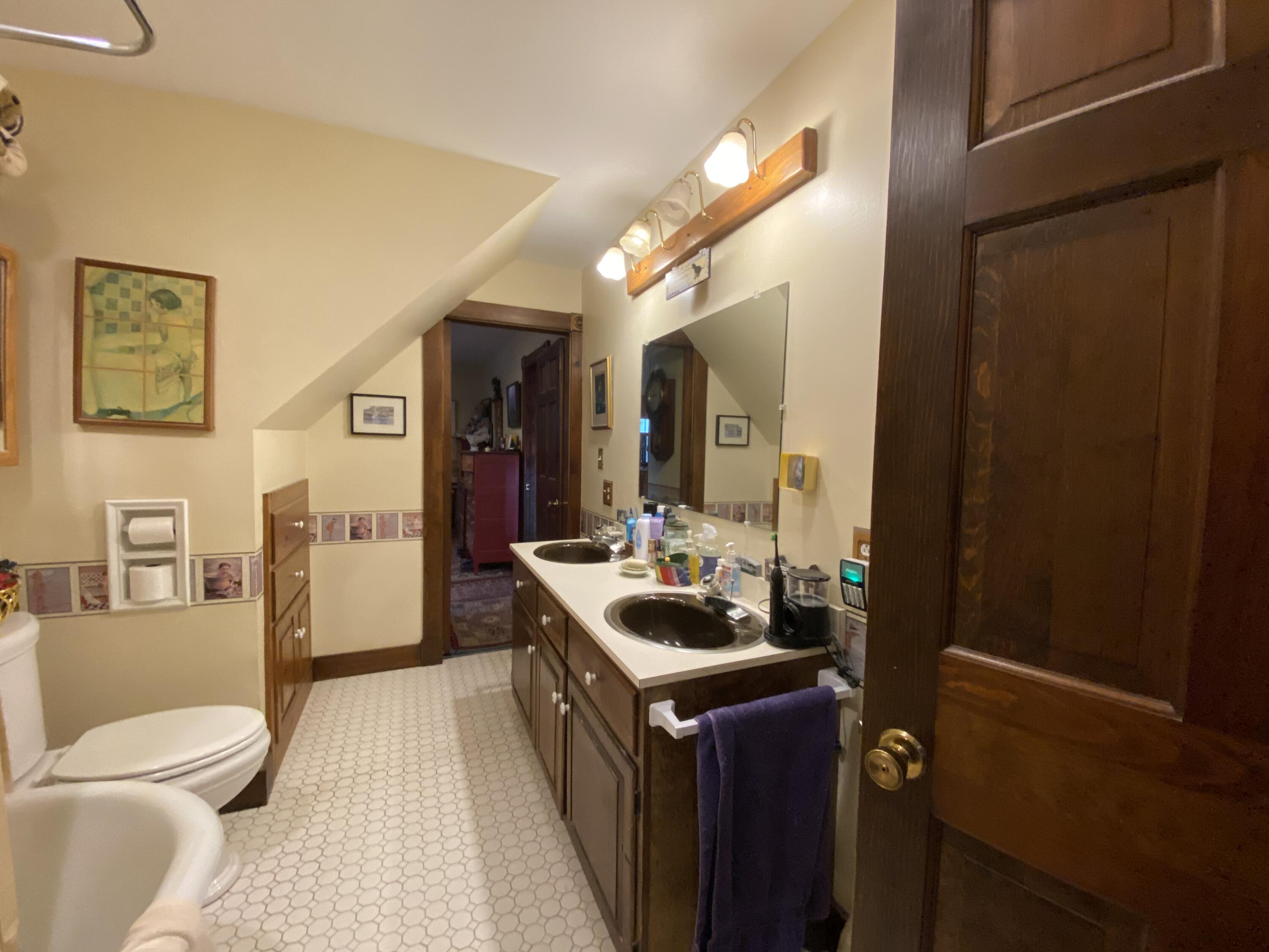 82 Southside Road Property Photo 35