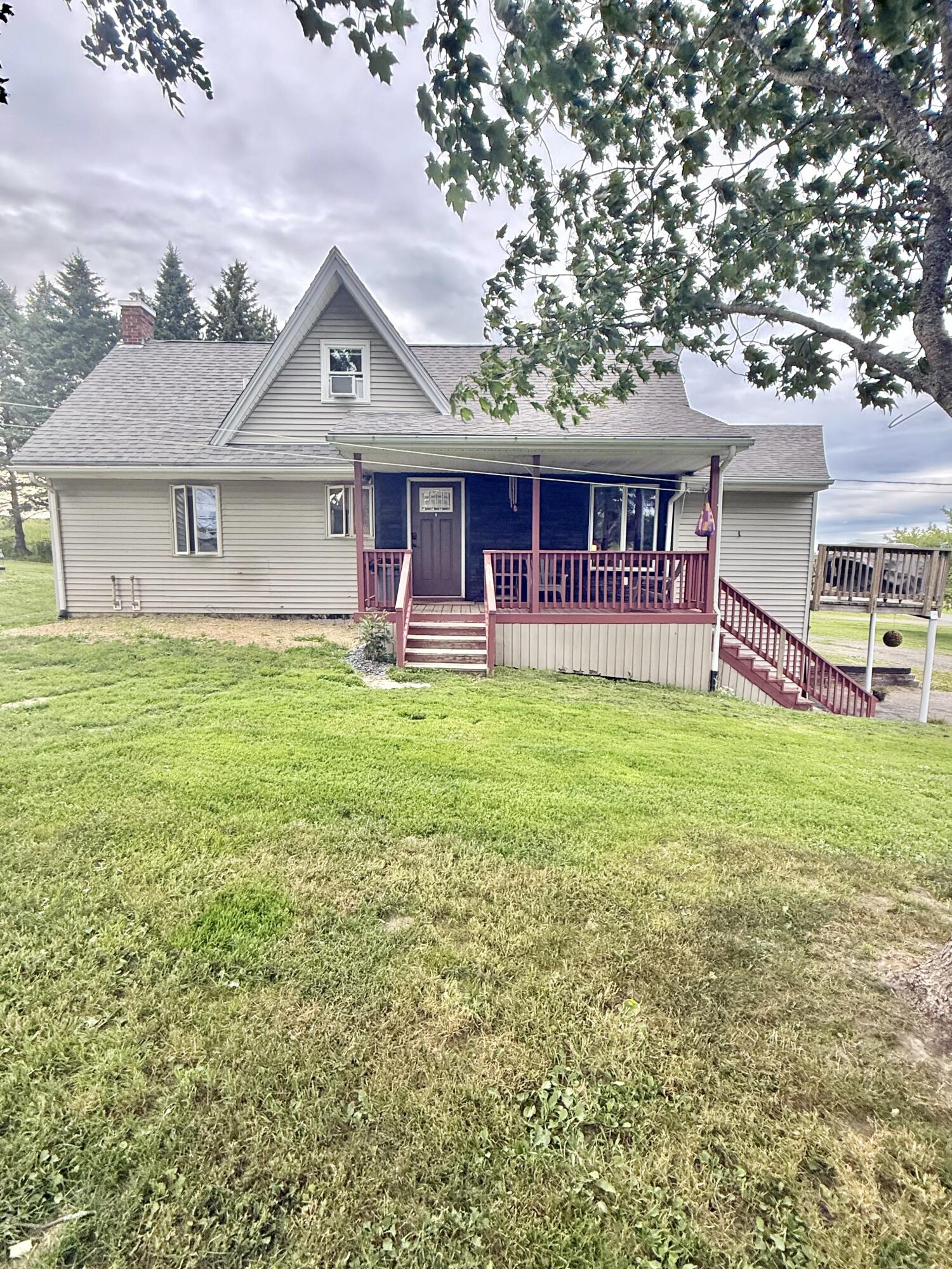 8 Caron Road Property Photo 6