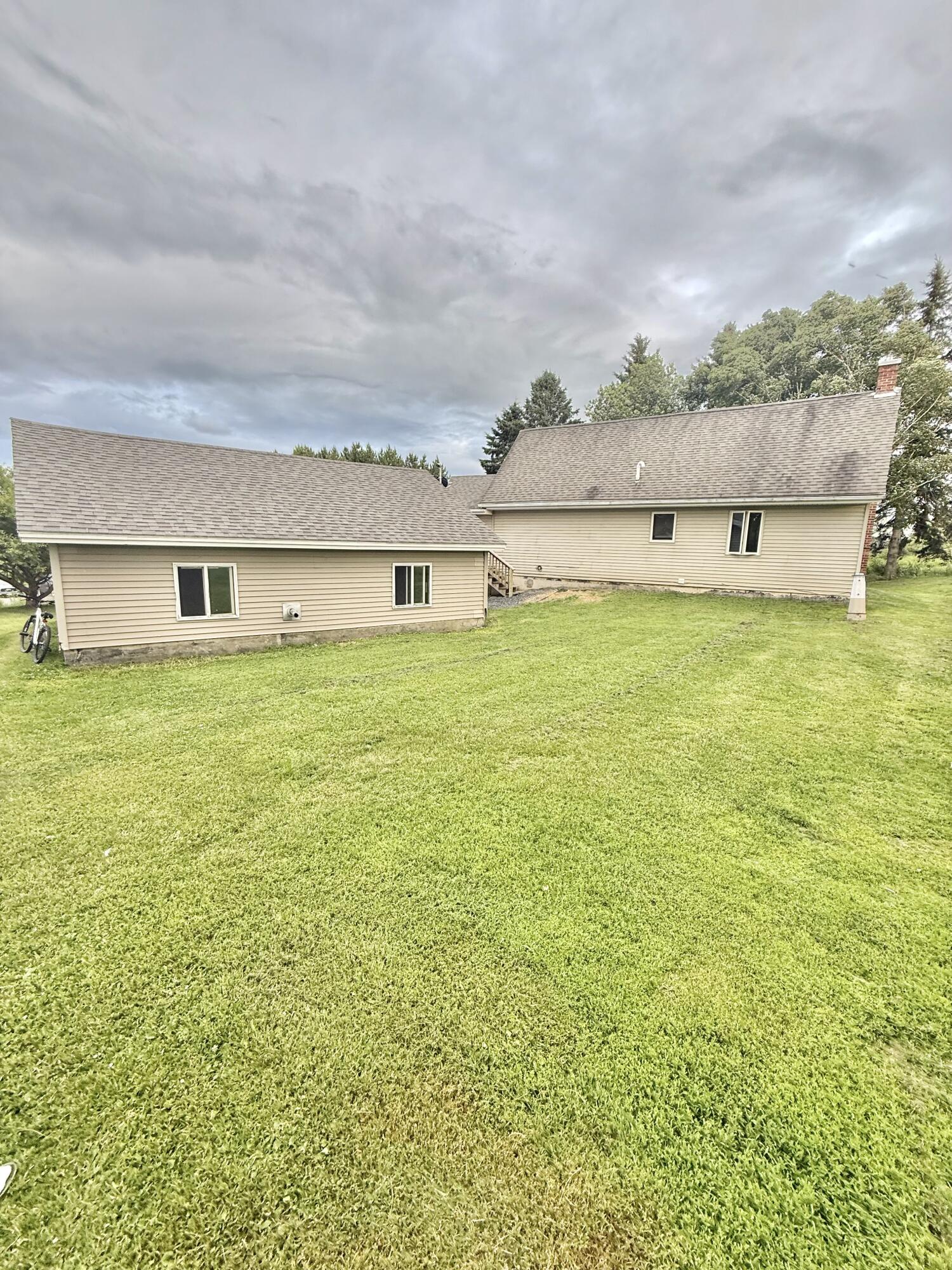 8 Caron Road Property Photo 10