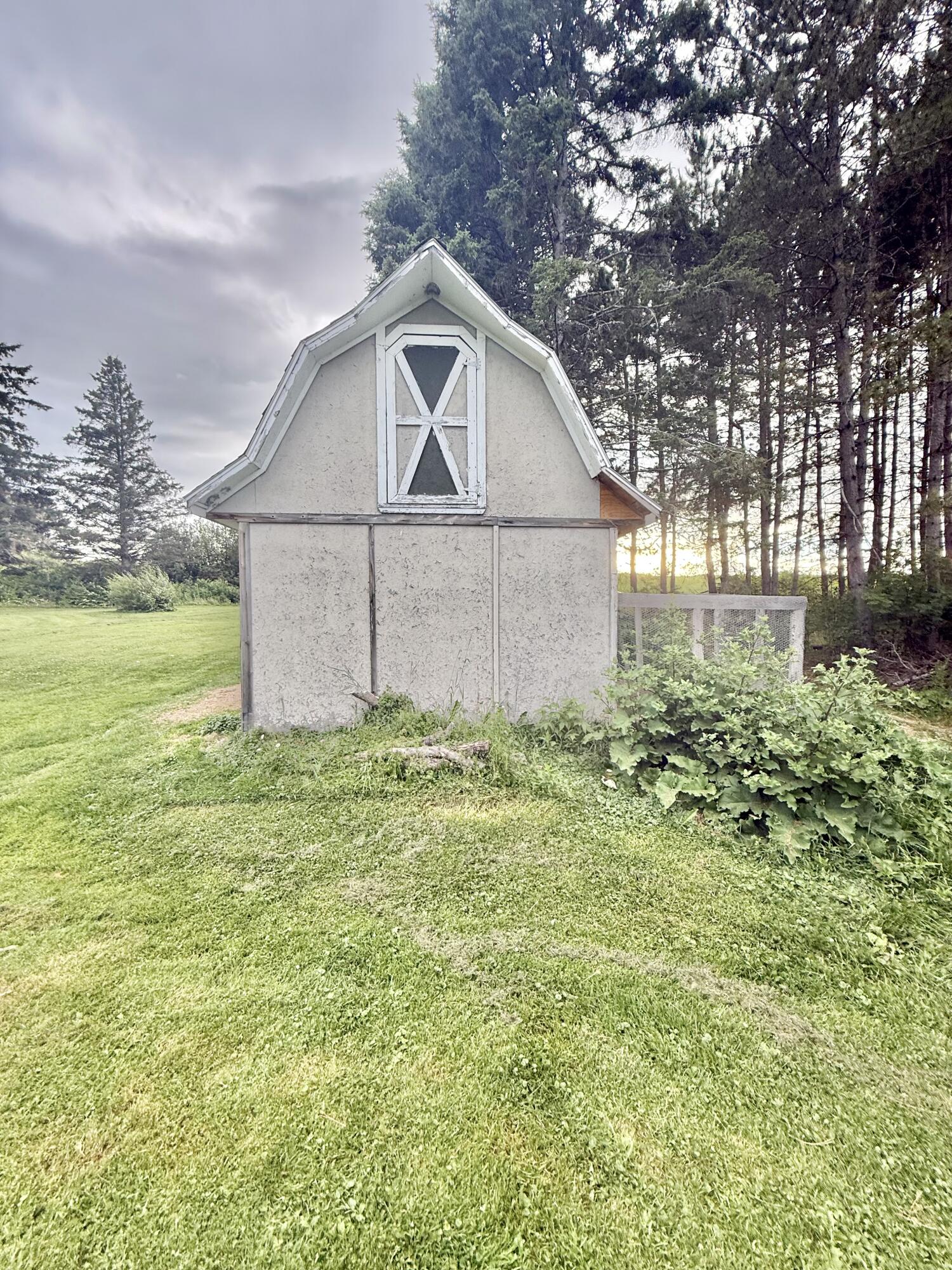 8 Caron Road Property Photo 14