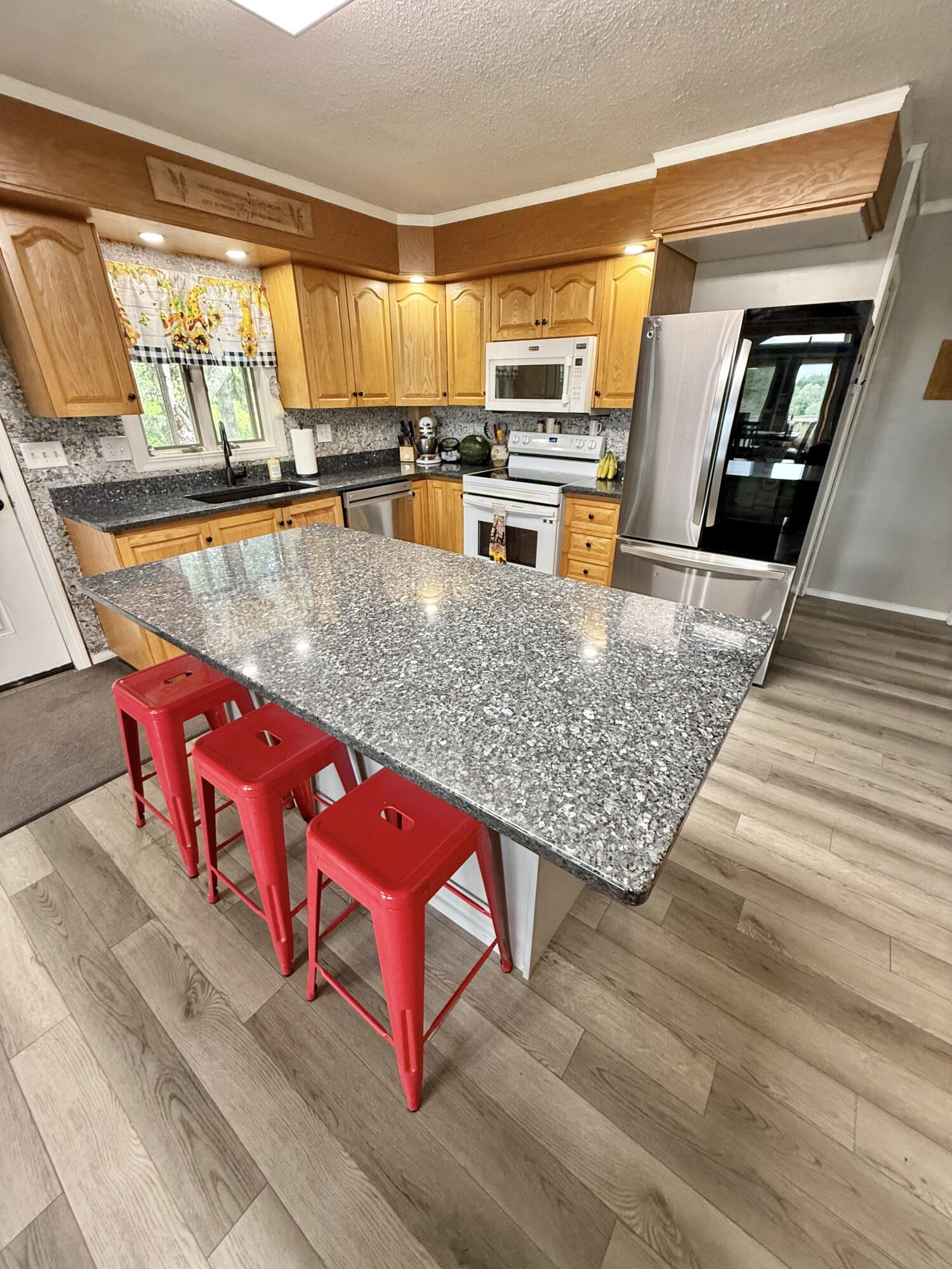 8 Caron Road Property Photo 26
