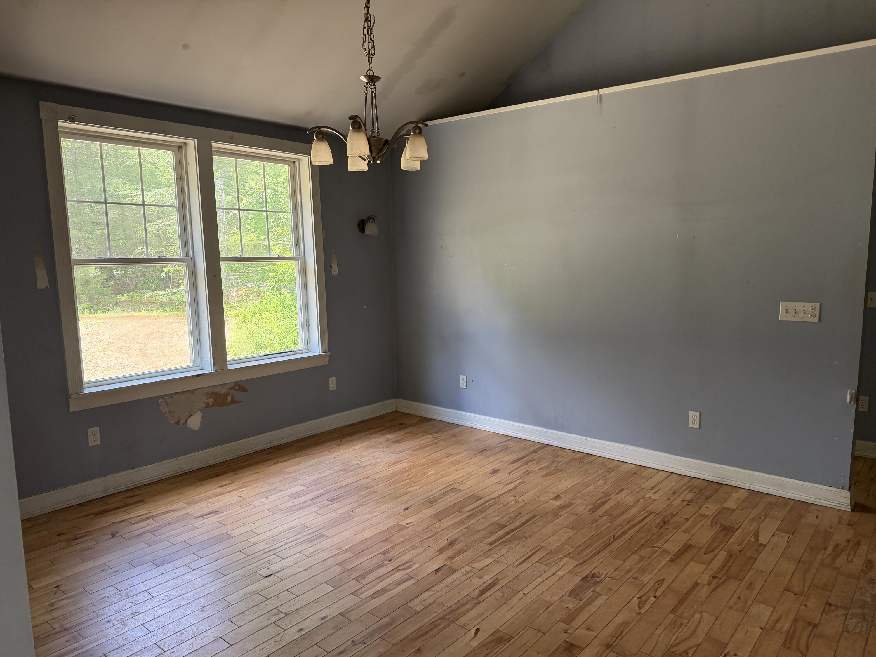 14 Emerson Drive Property Photo 4