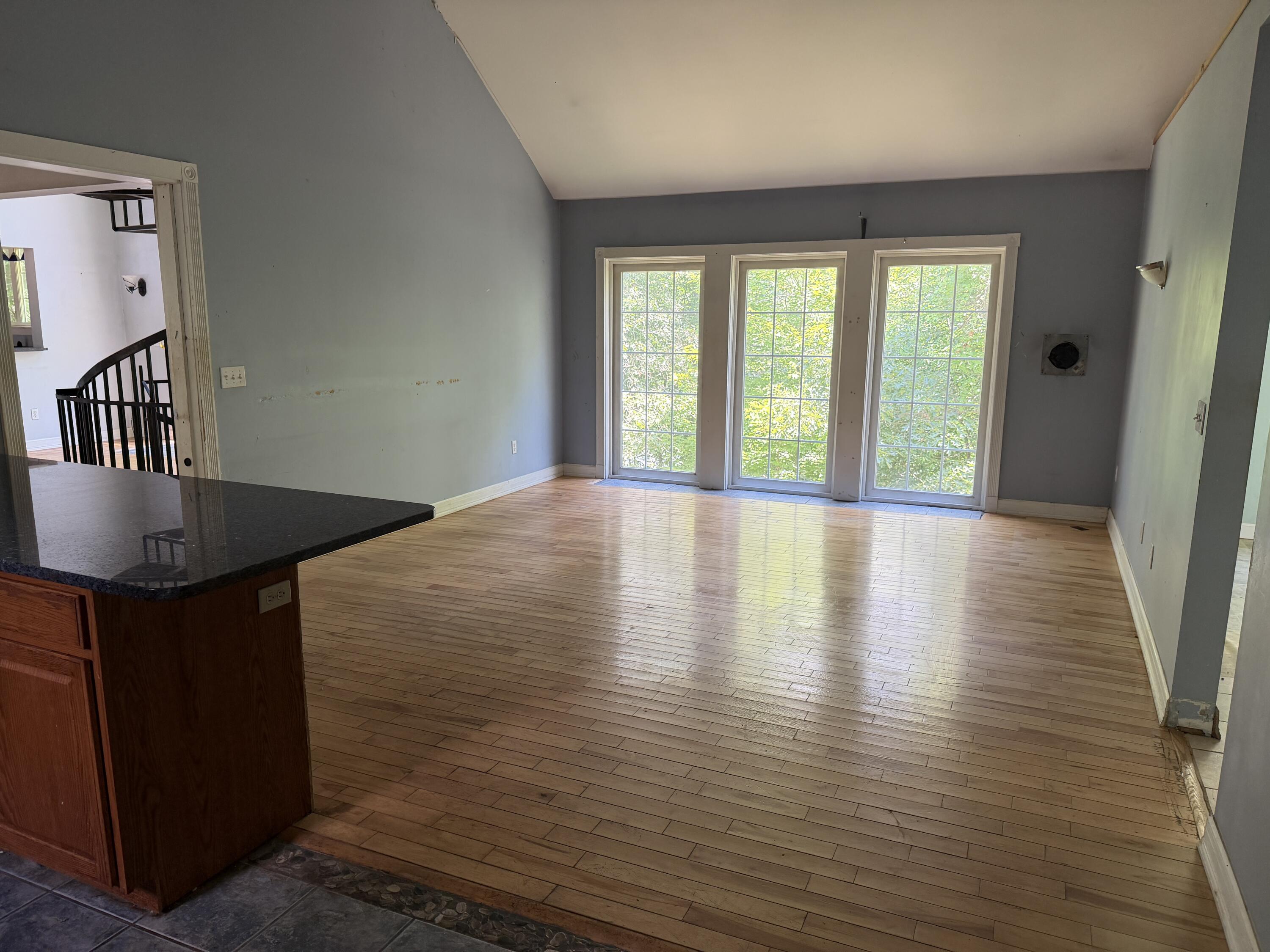 14 Emerson Drive Property Photo 37