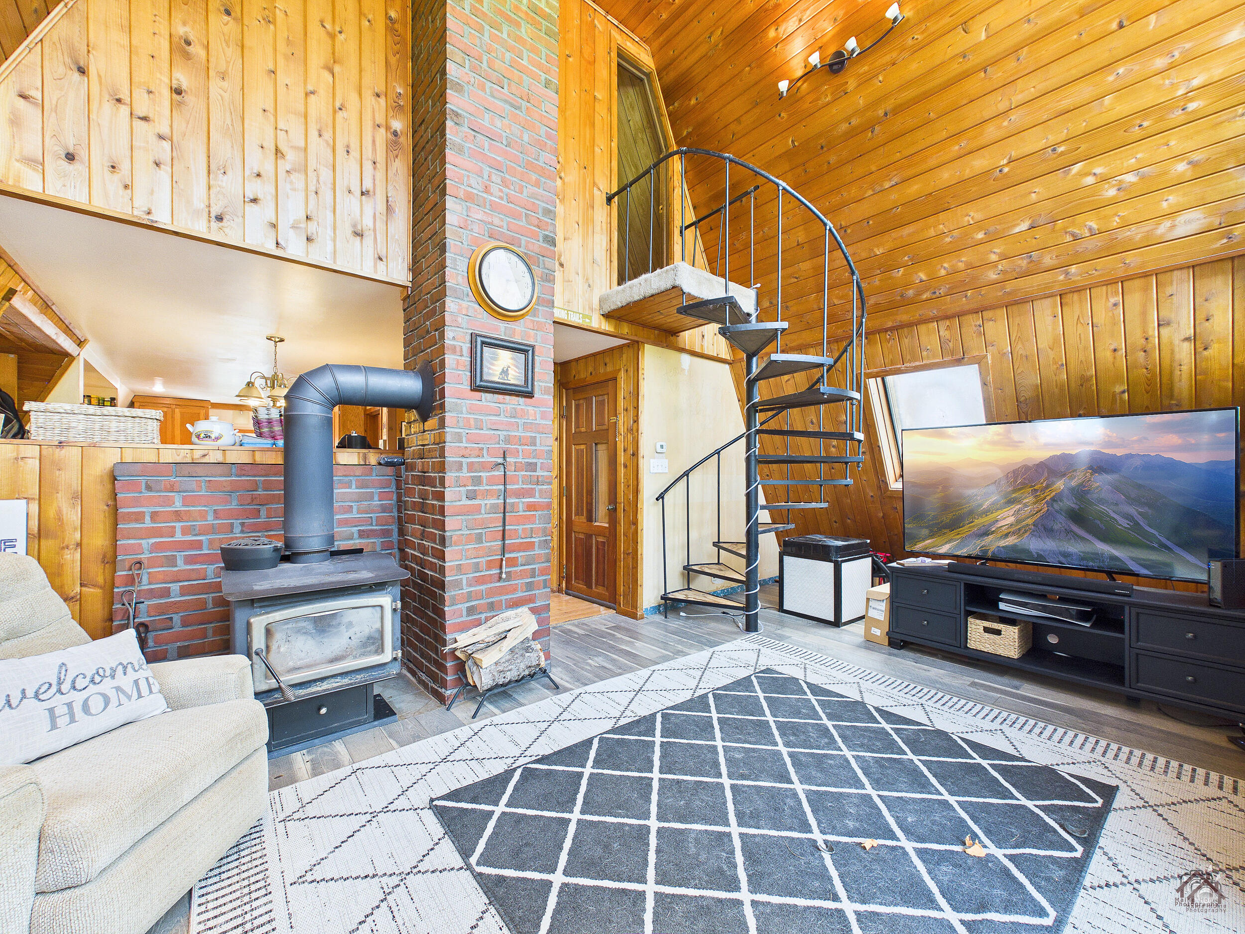 80 Foss Road Property Photo 12