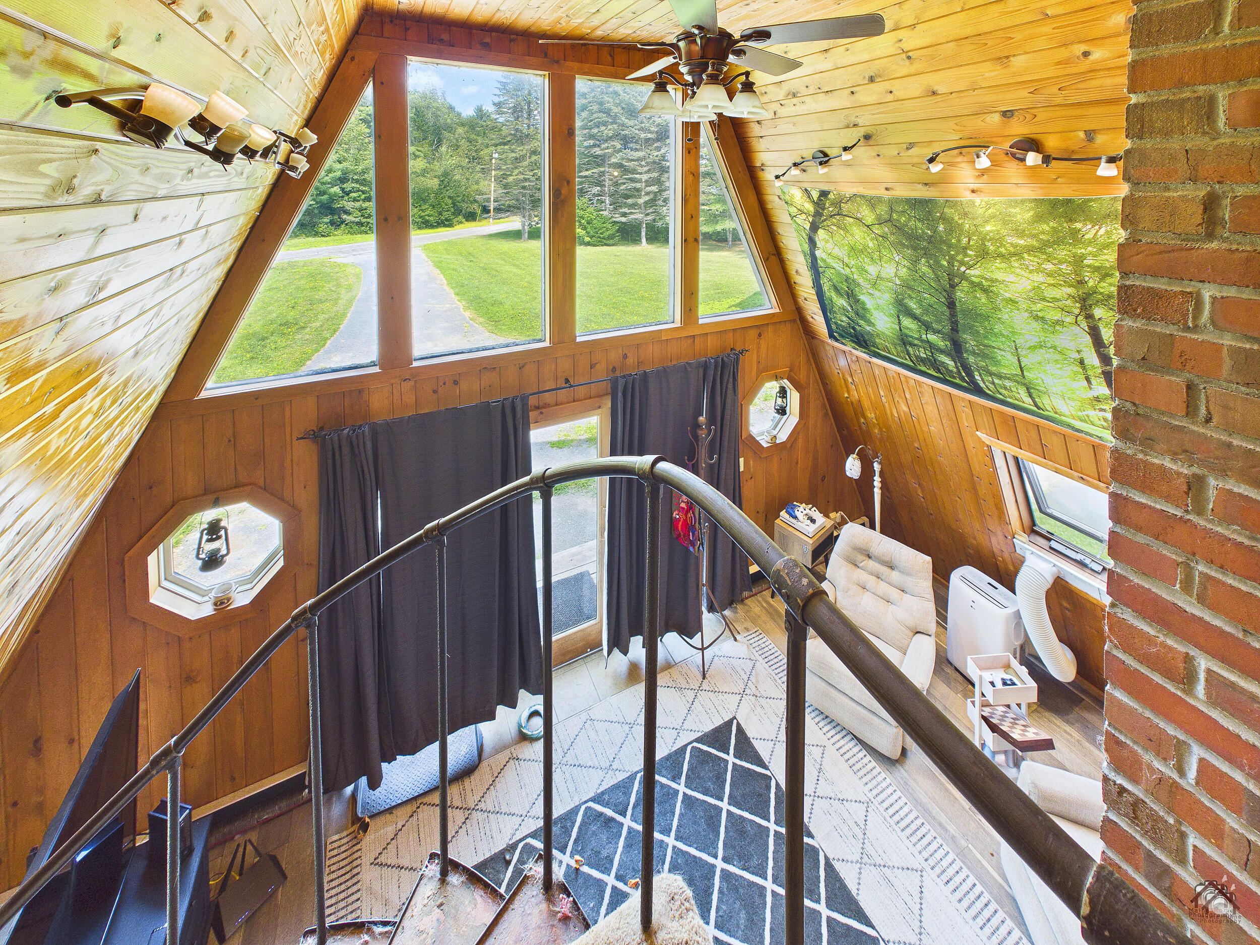 80 Foss Road Property Photo 13