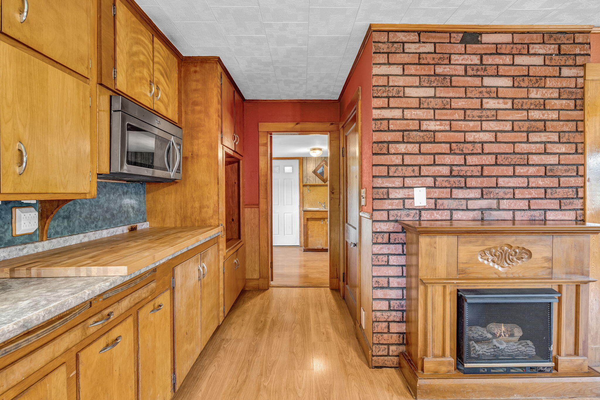 383 Benedicta Road Property Photo 13