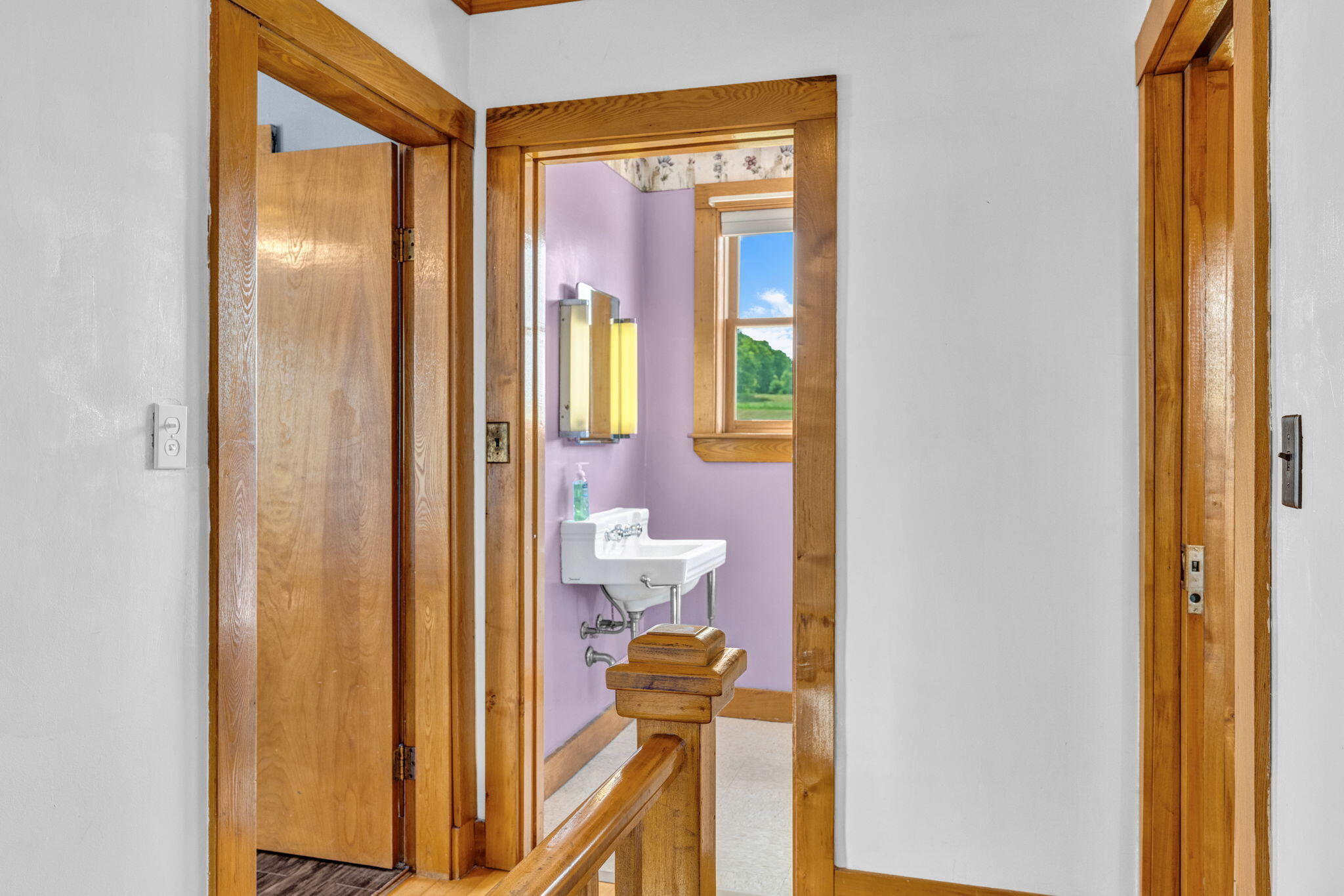 383 Benedicta Road Property Photo 32