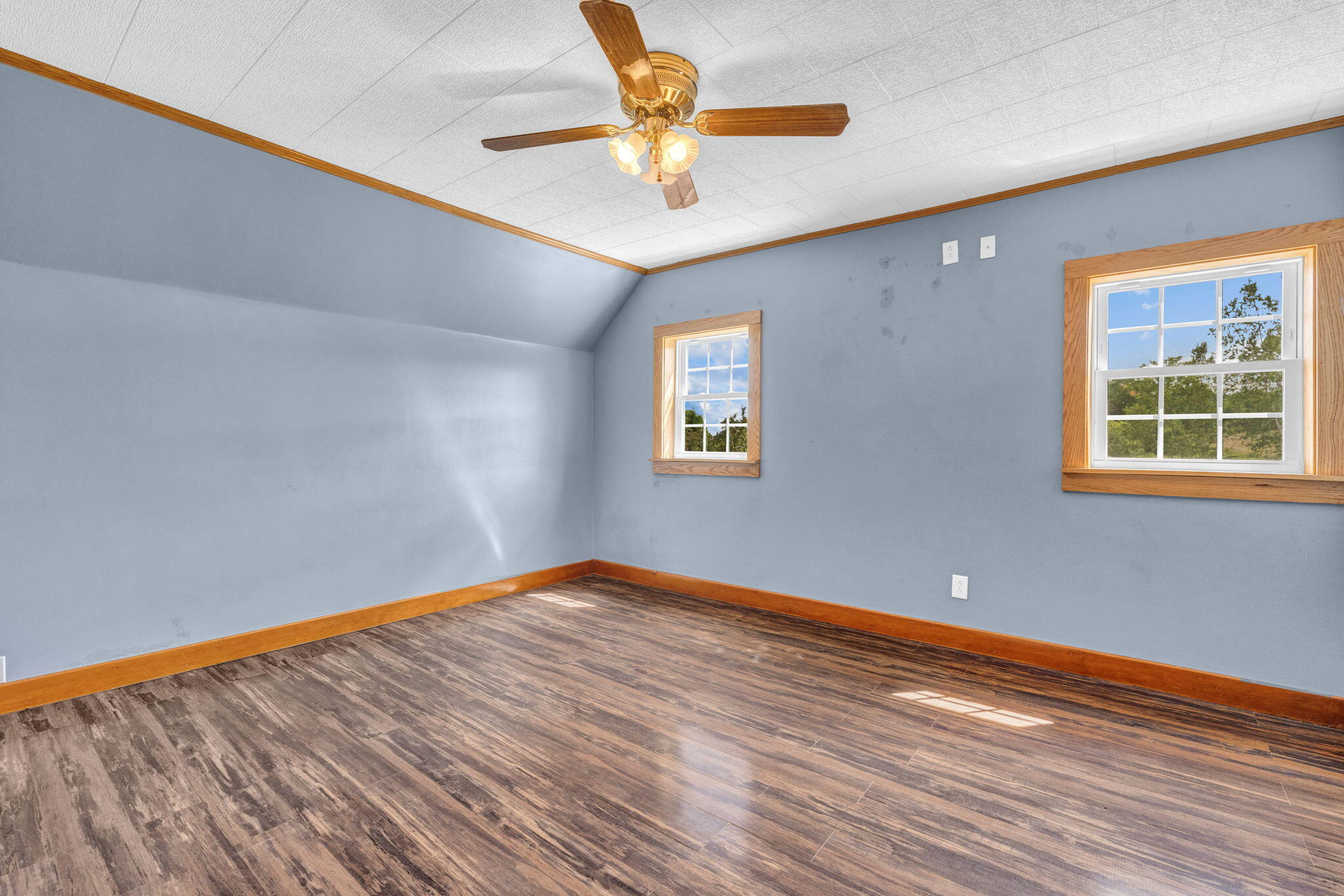 383 Benedicta Road Property Photo 35