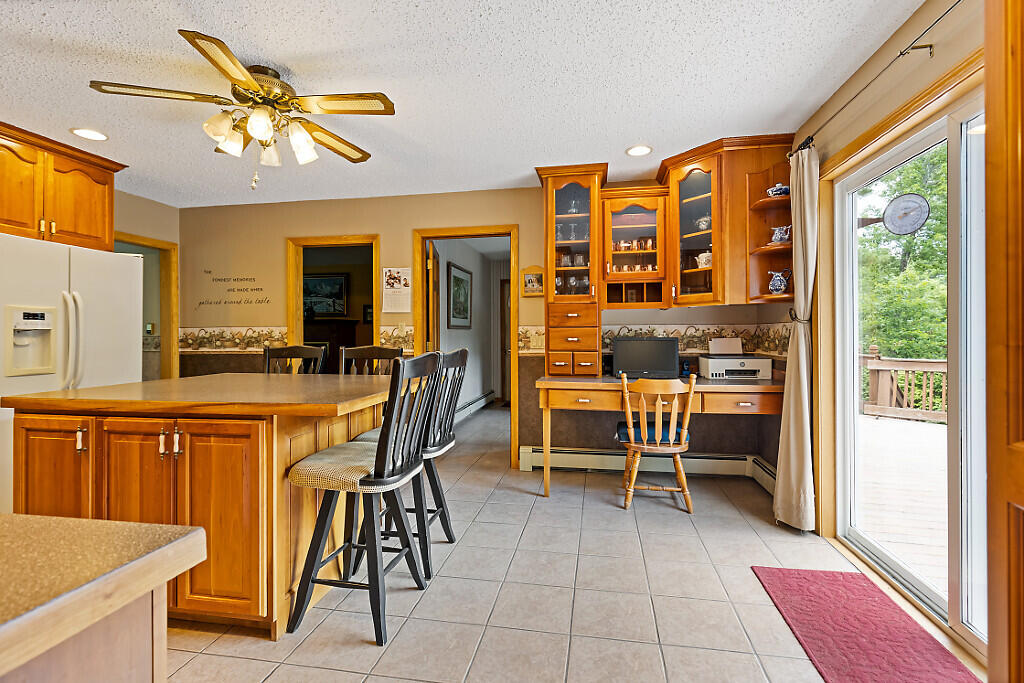 26 S Reynolds Road Property Photo 15