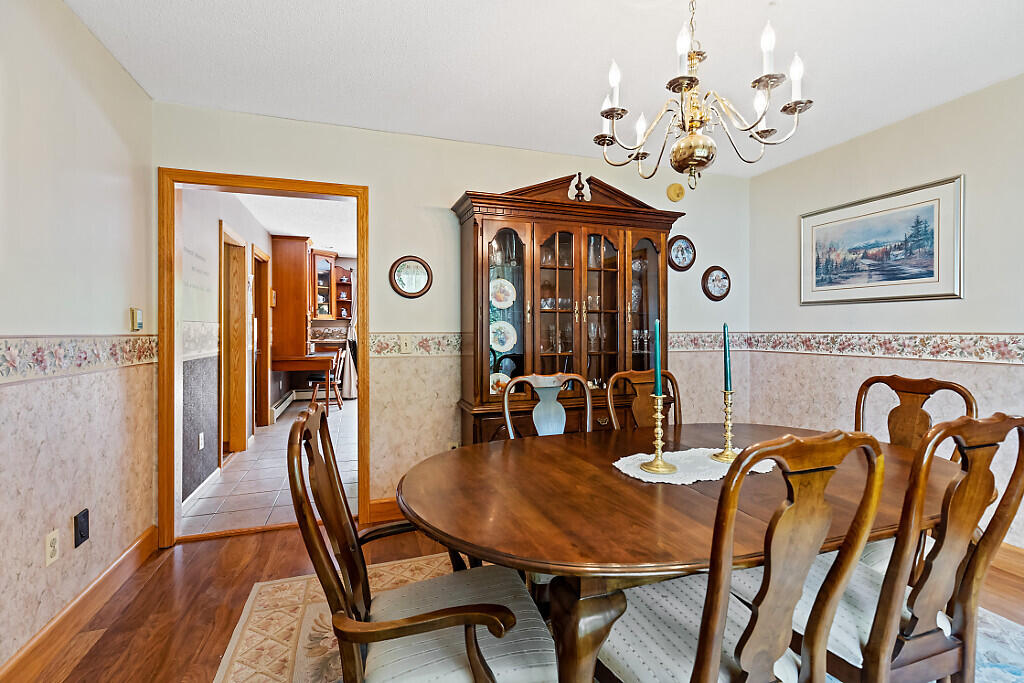 26 S Reynolds Road Property Photo 18