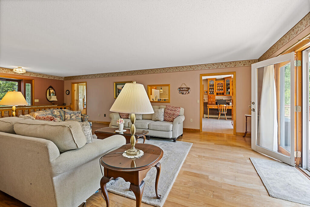 26 S Reynolds Road Property Photo 27