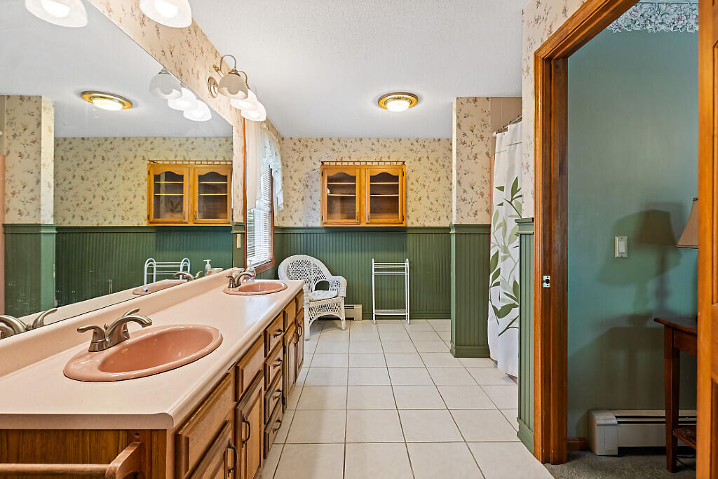 26 S Reynolds Road Property Photo 35