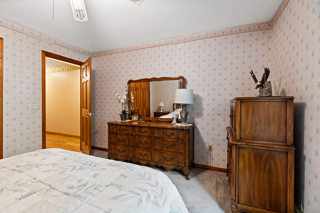26 S Reynolds Road Property Photo 45