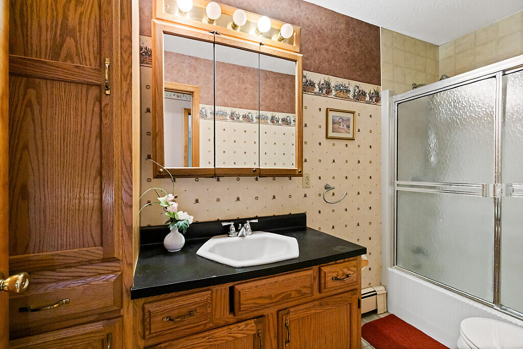 26 S Reynolds Road Property Photo 46